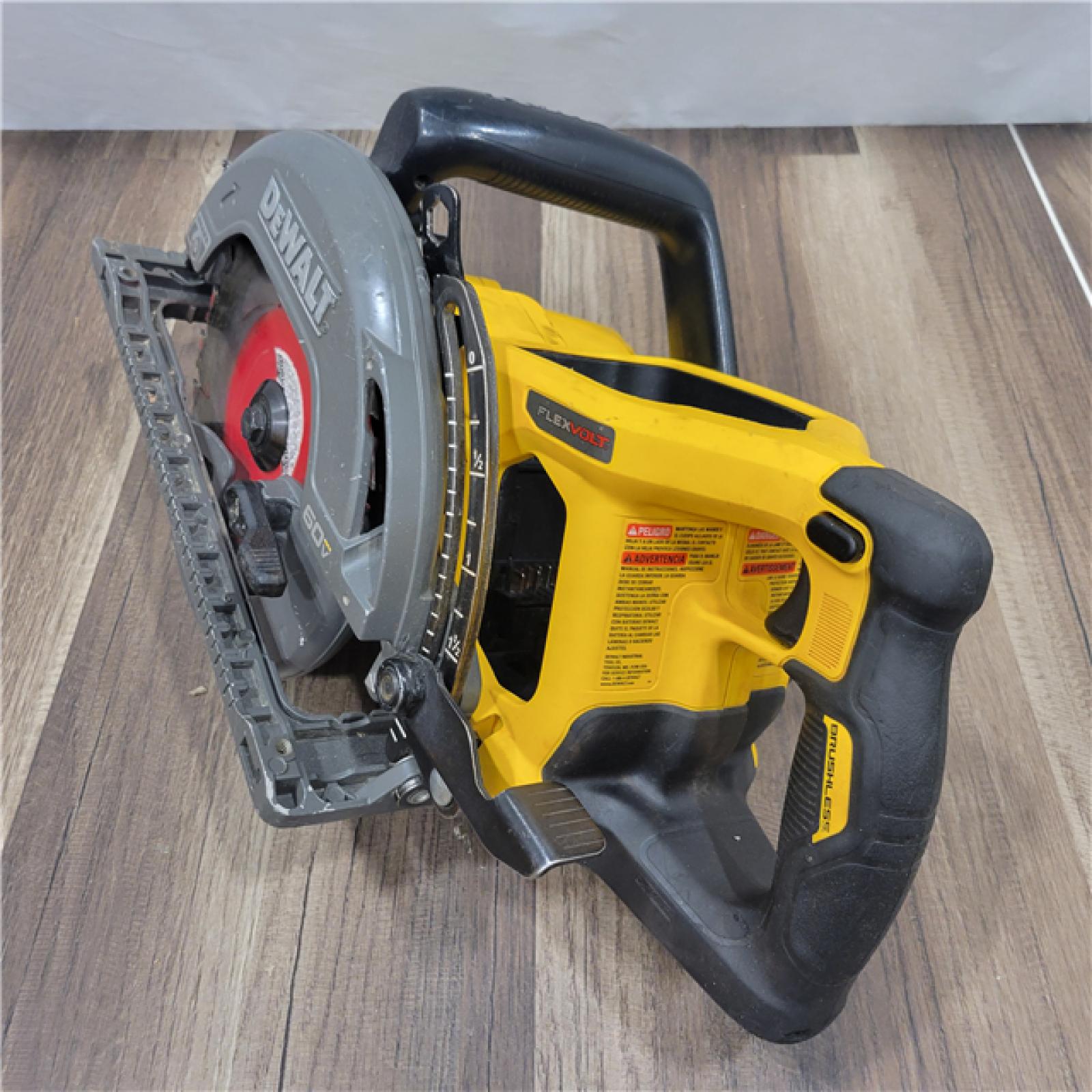 AS-IS DEWALT FLEXVOLT 60V MAX Cordless Brushless 7-1/4 in. Wormdrive Style Circular Saw (Tool Only)
