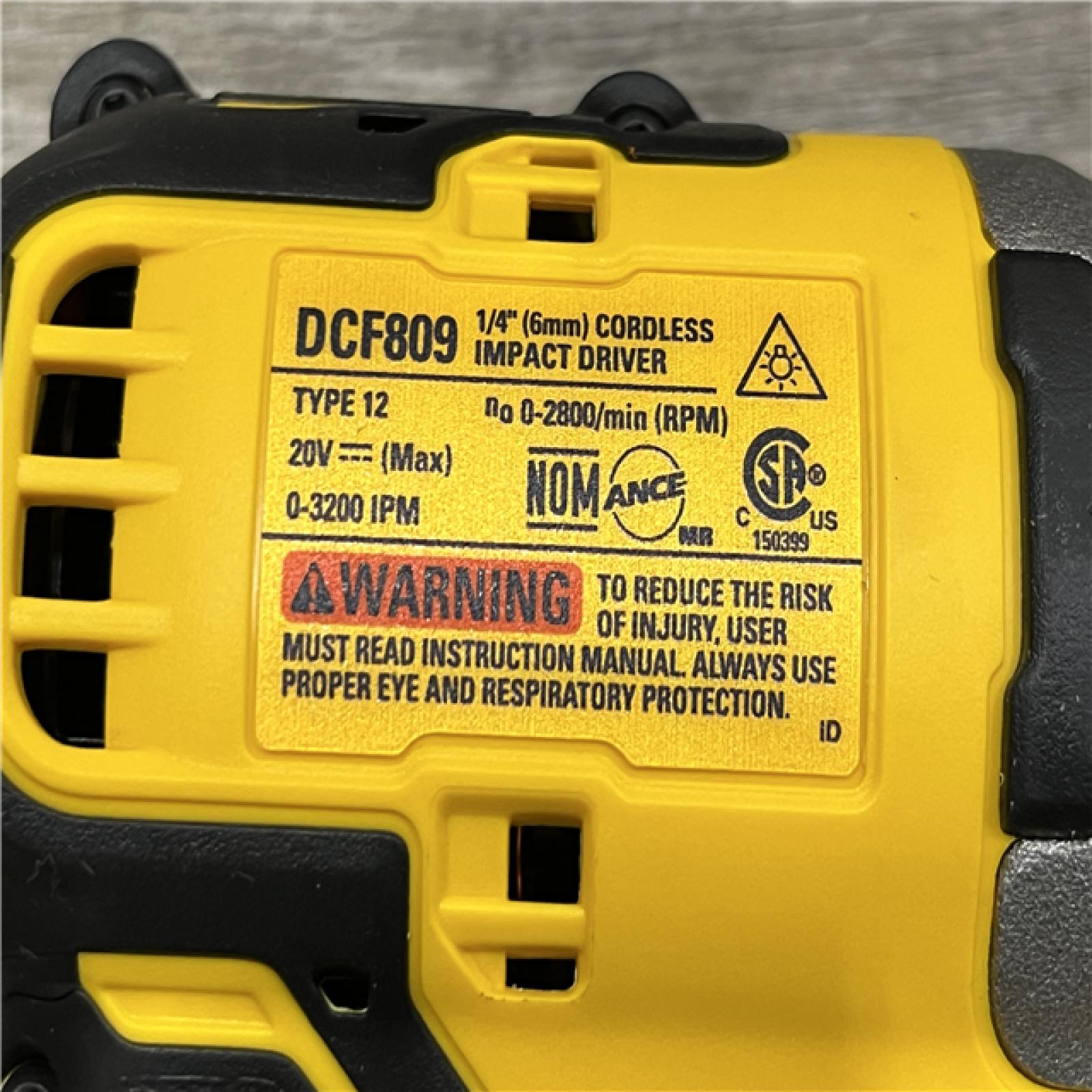 AS-IS DEWALT Atomic 20V Max Lithium-Ion Brushless Cordless Compact 1/4 in. Impact Driver Kit