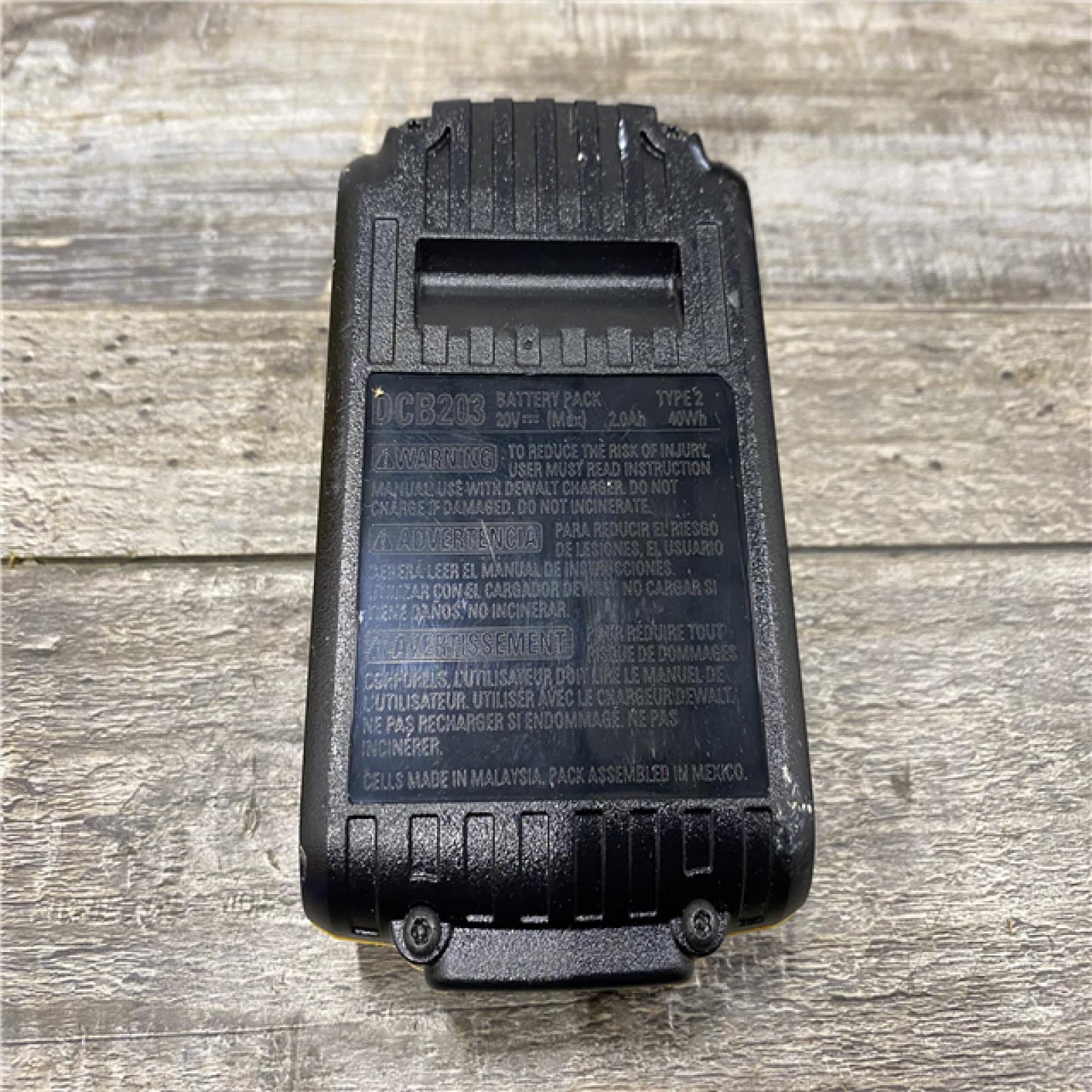 AS-IS DEWALT Atomic 20V Max Lithium-Ion Brushless Cordless Compact 1/4 in. Impact Driver Kit