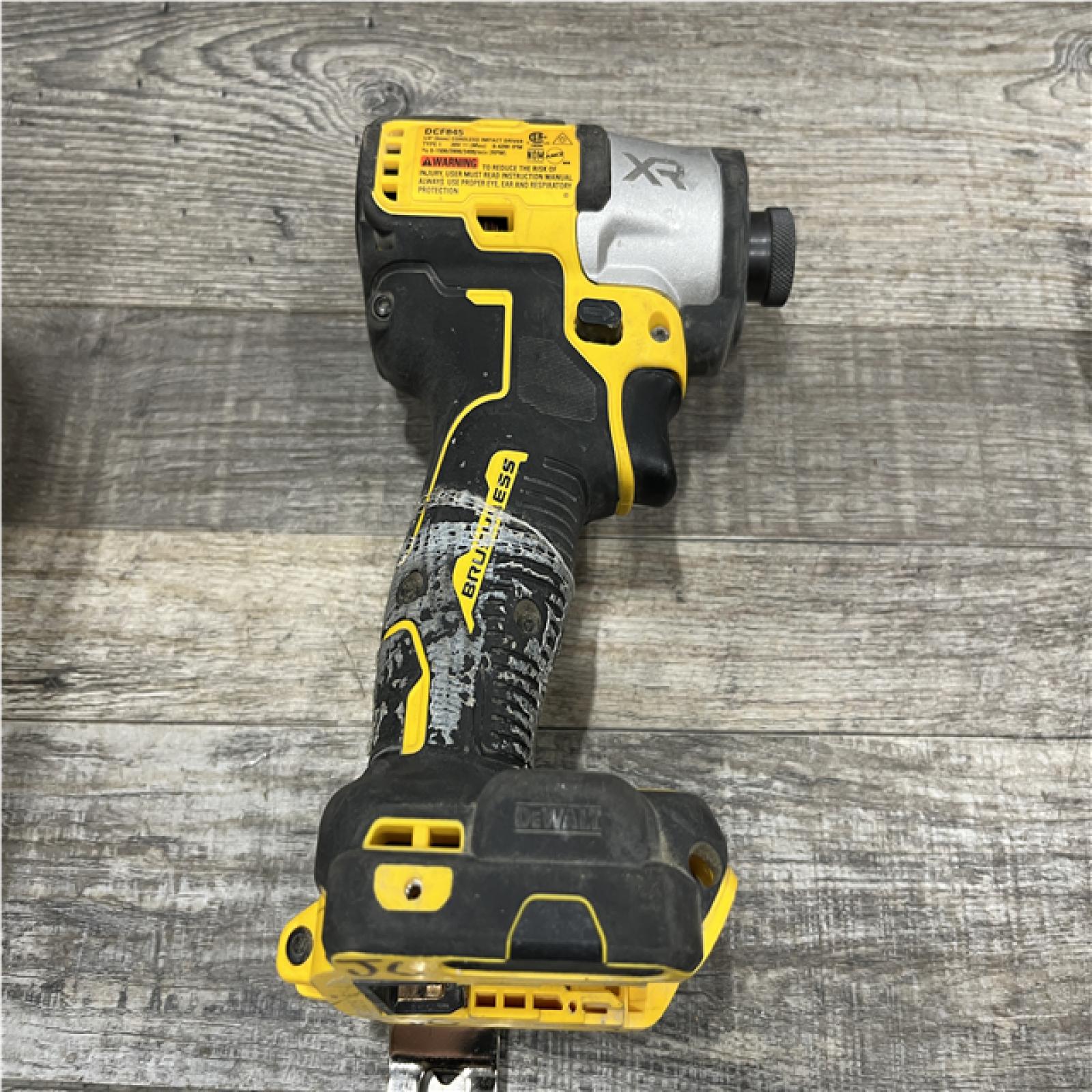 AS-IS DEWALT 20-Volt Maximum XR Lithium-Ion Cordless Brushless 1/4 in. 3-Speed Impact Driver Kit