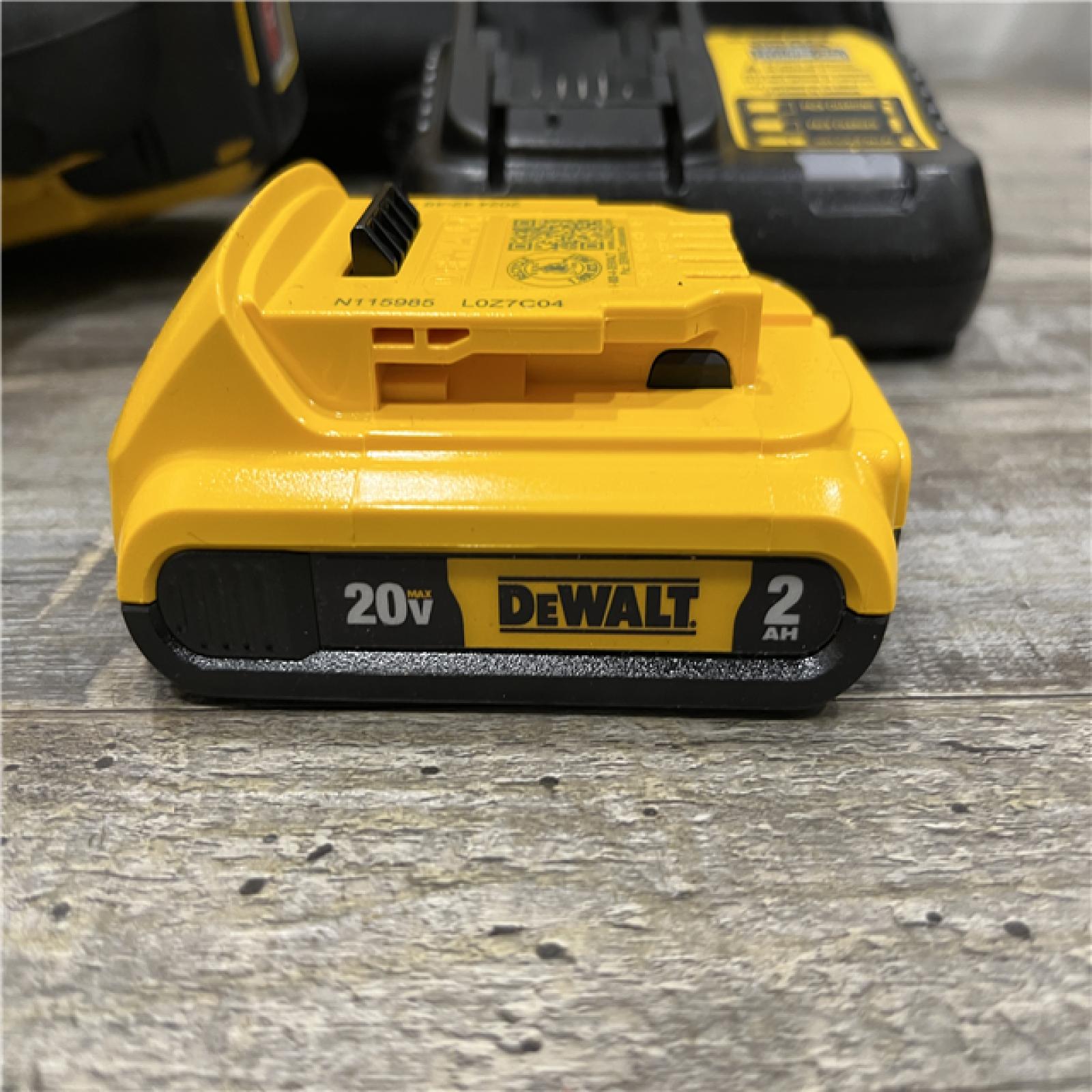 AS-IS DEWALT 20V MAX XR Lithium-Ion Cordless 18-Gauge Narrow Crown Stapler Kit