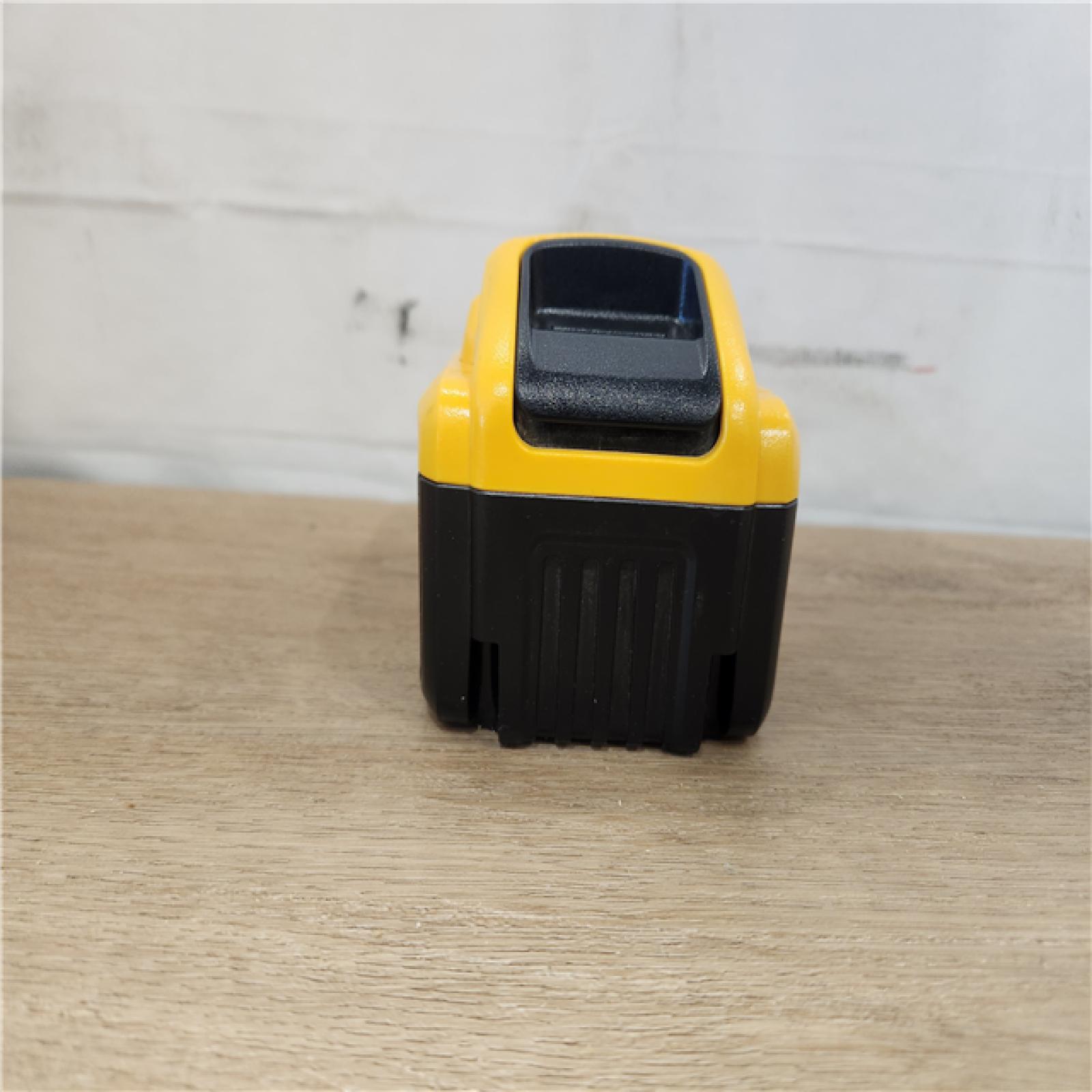 AS-IS- DeWALT DCB210 20V MAX XR 10.0 AH Lithium-Ion Battery