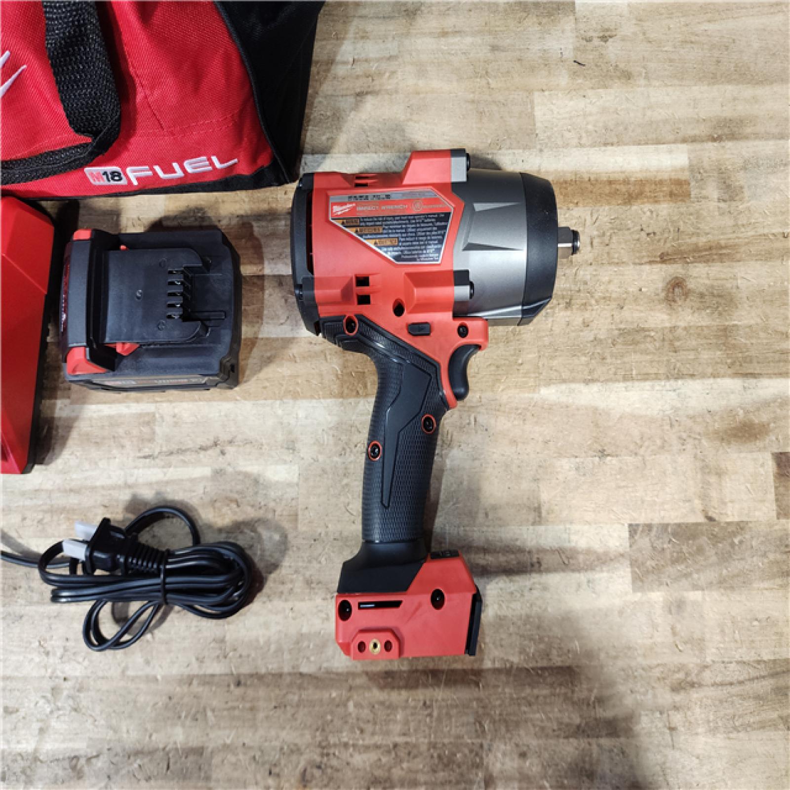 HOUSTON LOCATION - AS - IS Milwaukee M18 FUEL Brushless Cordless High-Torque 1/2 in. Impact Wrench W/Friction Ring Kit