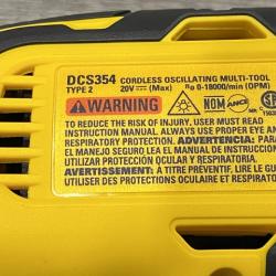 AS-IS DEWALT ATOMIC 20V MAX Cordless Brushless Oscillating Multi Tool Kit