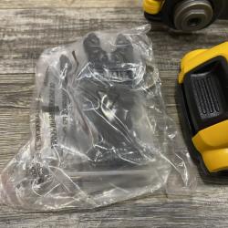 AS-IS DEWALT ATOMIC 20V MAX Cordless Brushless Oscillating Multi Tool Kit