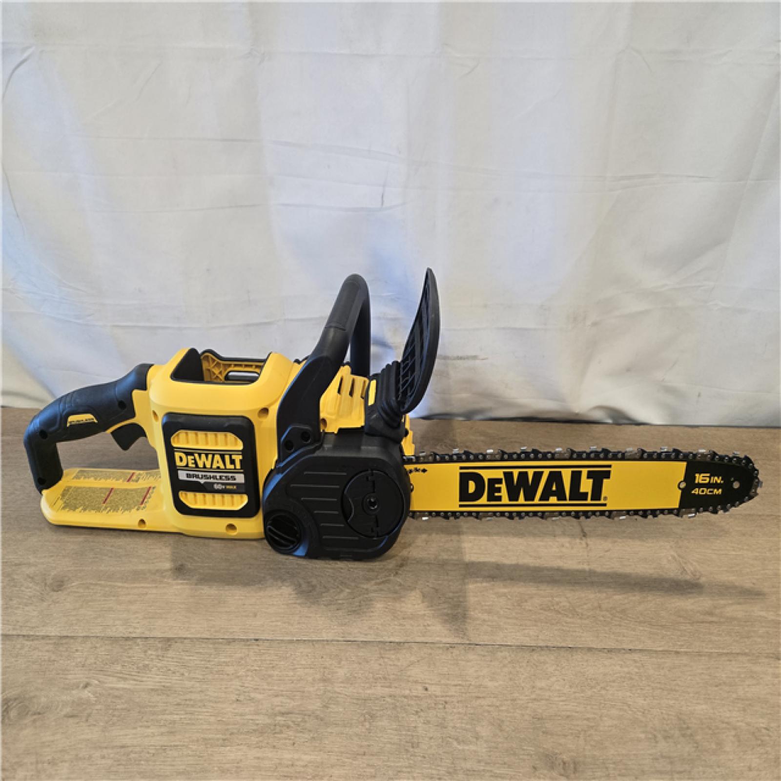 AS-IS DEWALT FLEXVOLT 60V MAX 16in. Cordless Chainsaw Kit