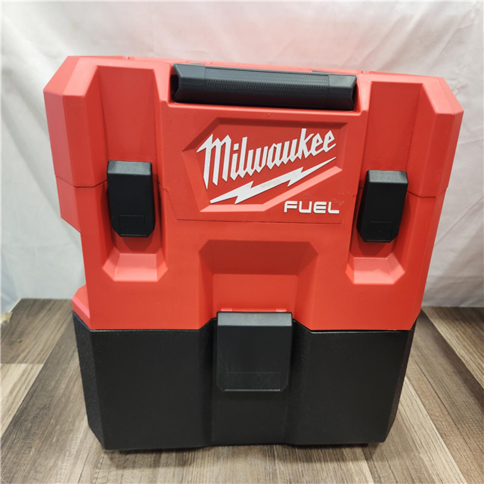 AS-IS- Milwaukee M12 Cordless Shop Vacuum - (Tool Only)