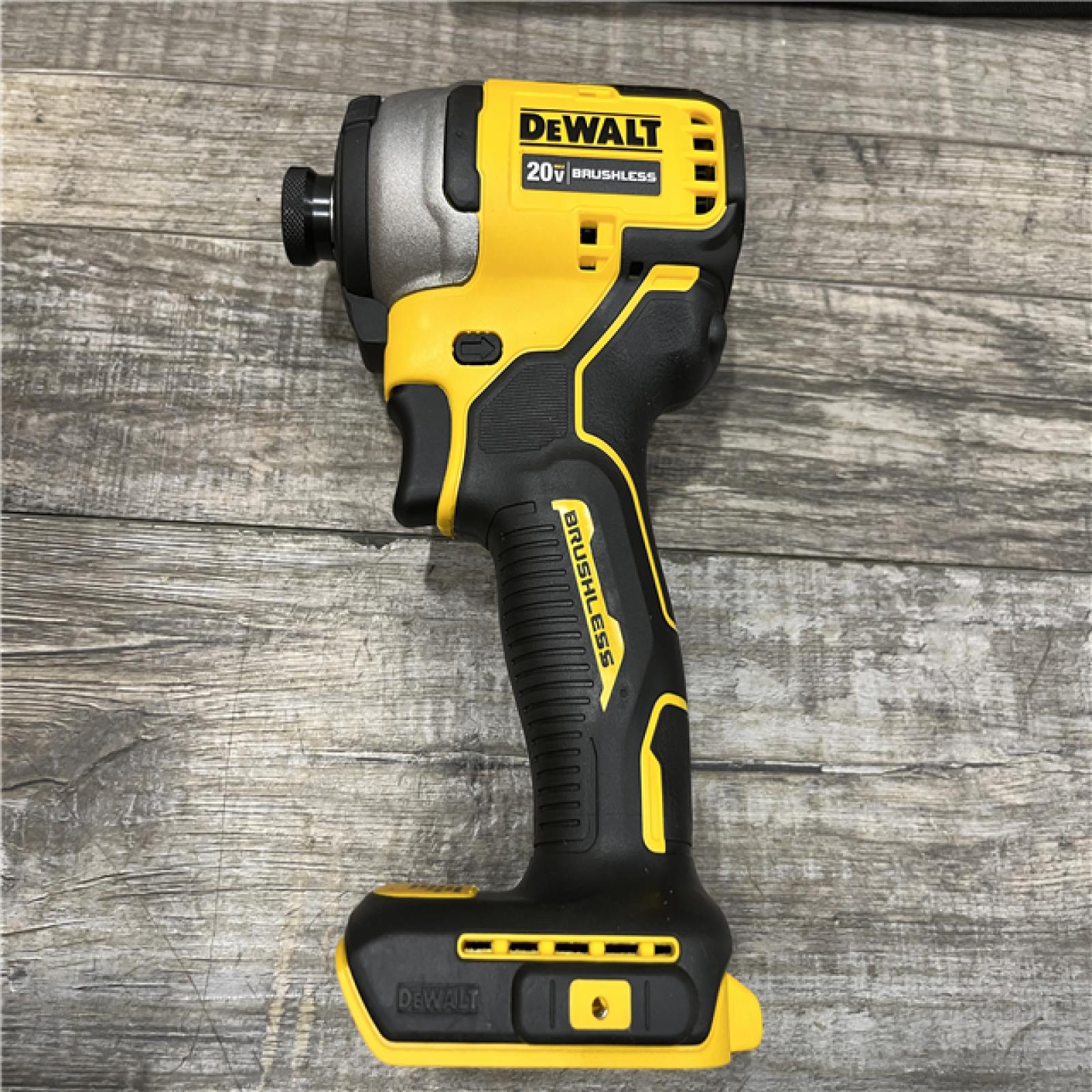 AS-IS DEWALT Atomic 20V Max Lithium-Ion Brushless Cordless Compact 1/4 in. Impact Driver Kit