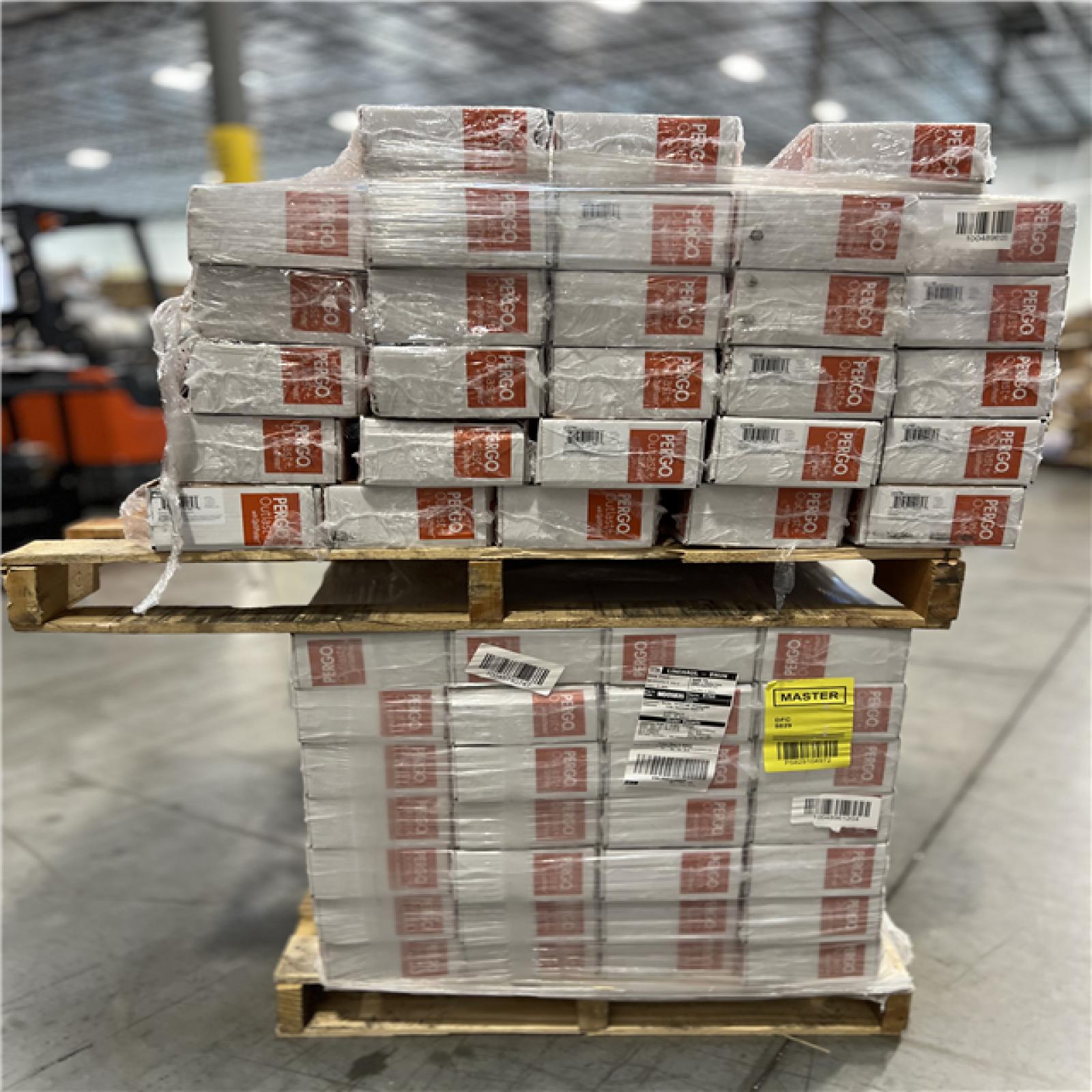 DALLAS LOCATION Pergo Outlast+ Arden Blonde Hickory 12 mm T x 6.1 in. W Waterproof Laminate