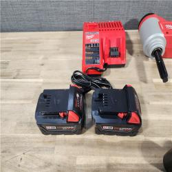 HOUSTON LOCATION - AS-IS MILWAUKEE FORCELOGIC M18 10T KNOCKOUT TOOL 1/2 - 2 KIT