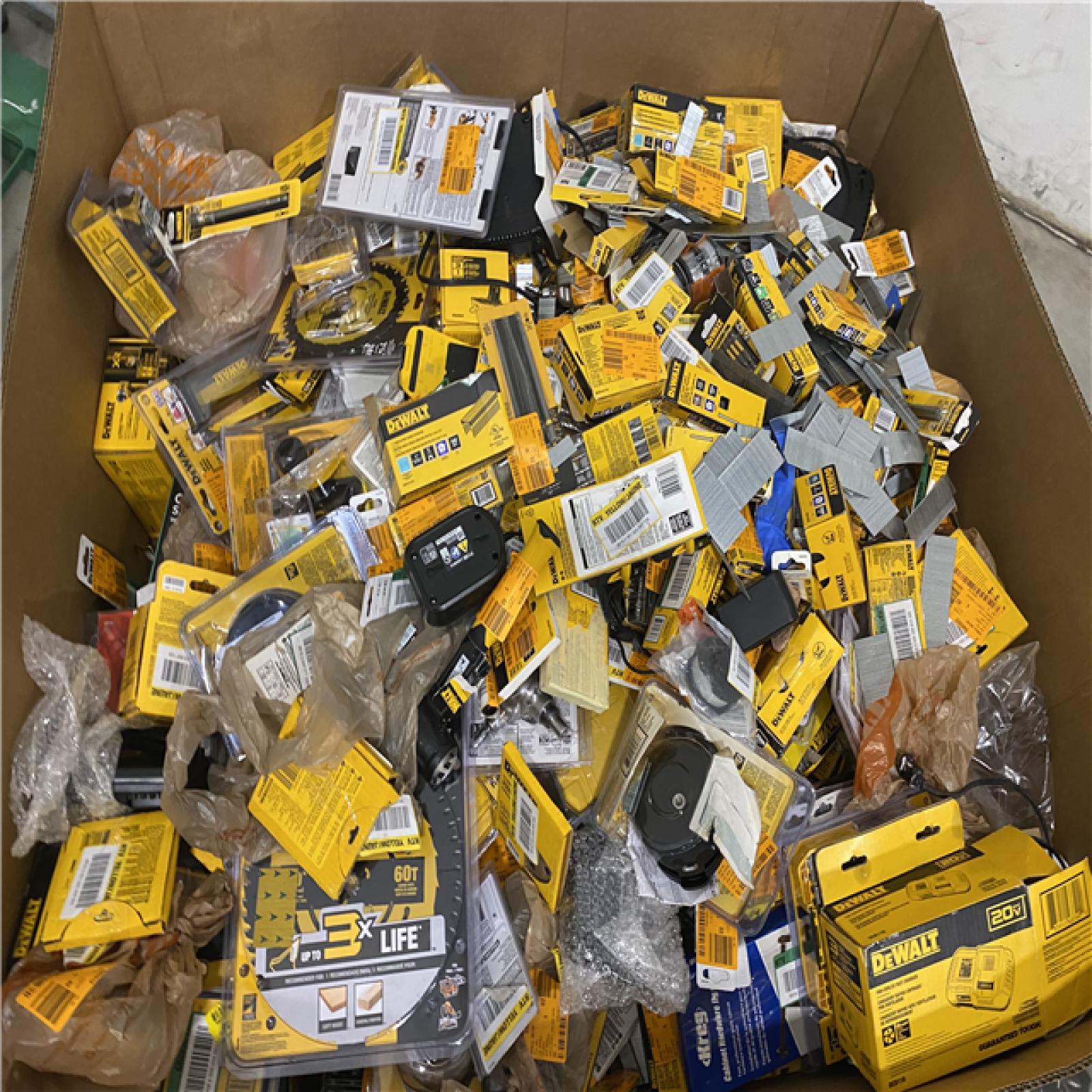 Dallas Location - As-Is DEWALT Tool Pallet