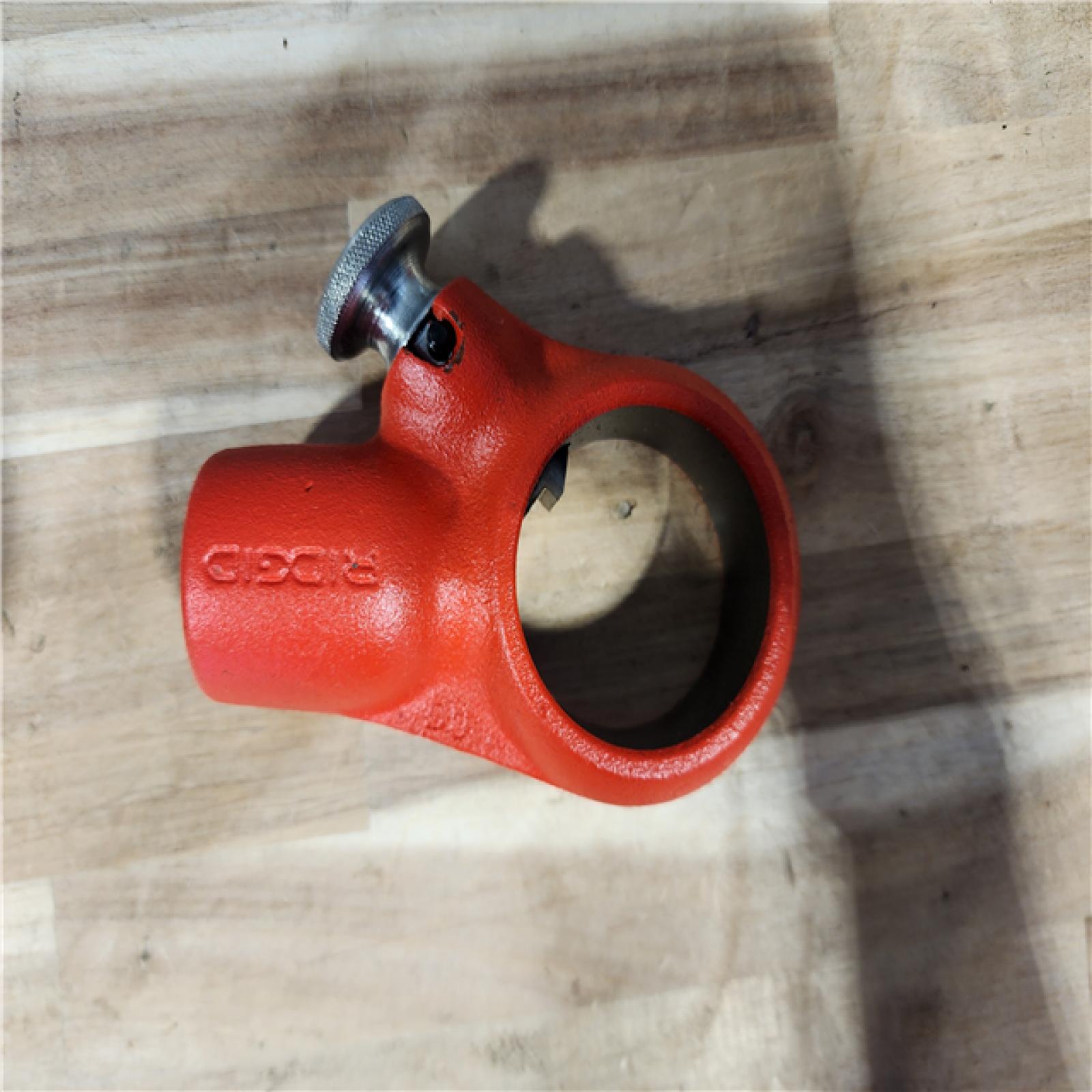 HOUSTON LOCATION - AS-IS RIDGID 36345 Exposed Ratchet Threader Set  1/2-1 Capacity NPT