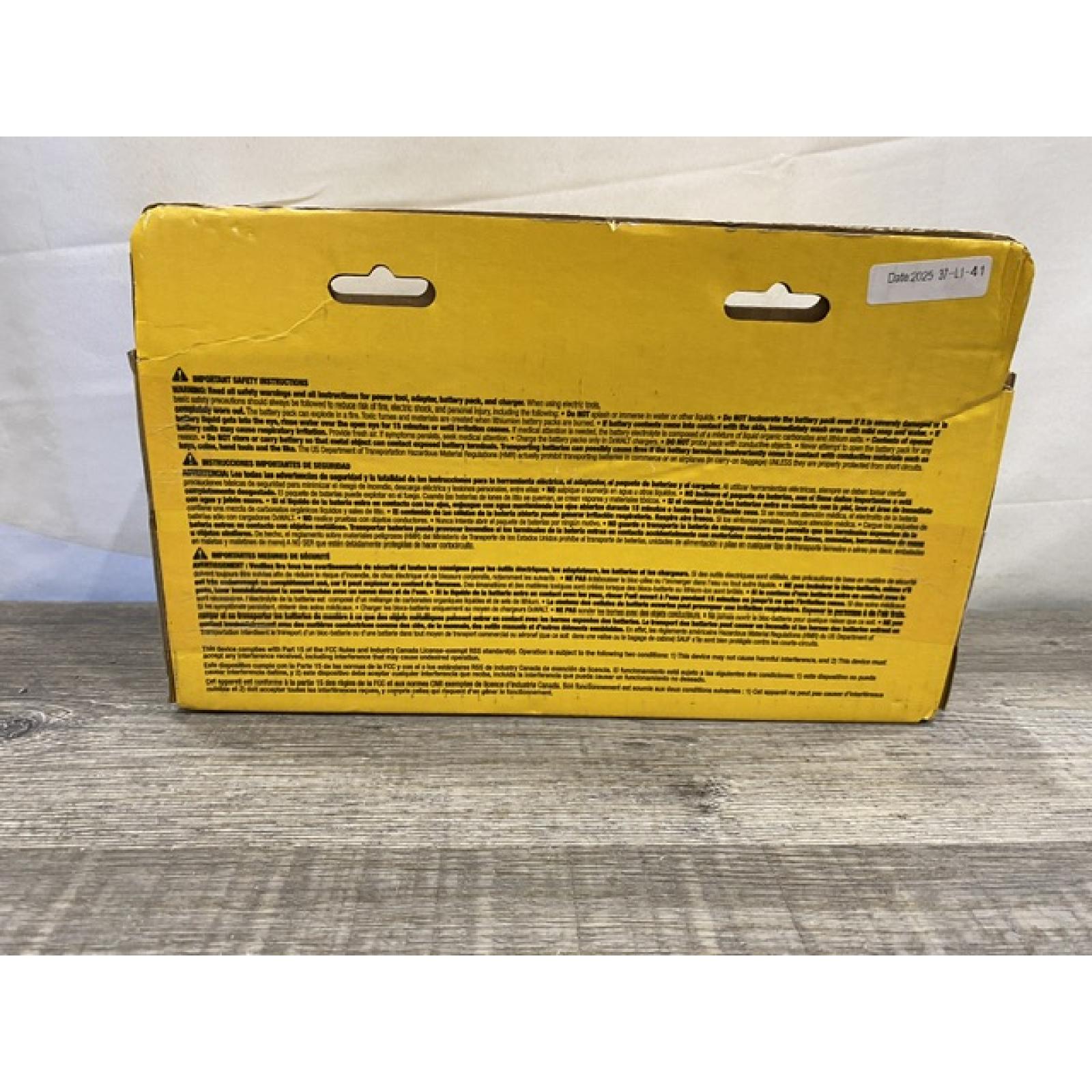 NEW - DEWALT 20V MAX Lithium-Ion Battery Kit with 5.0Ah and 2.0Ah Battery and Charger