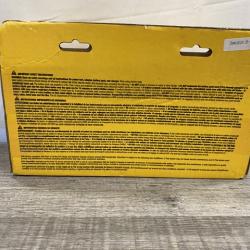 NEW - DEWALT 20V MAX Lithium-Ion Battery Kit with 5.0Ah and 2.0Ah Battery and Charger