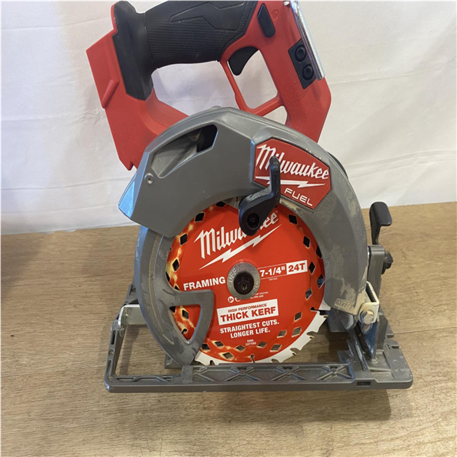 AS-IS Milwaukee FUEL 18V Lithium-Ion Brushless Cordless 7-1/4 in. Circular Saw (Tool-Only)