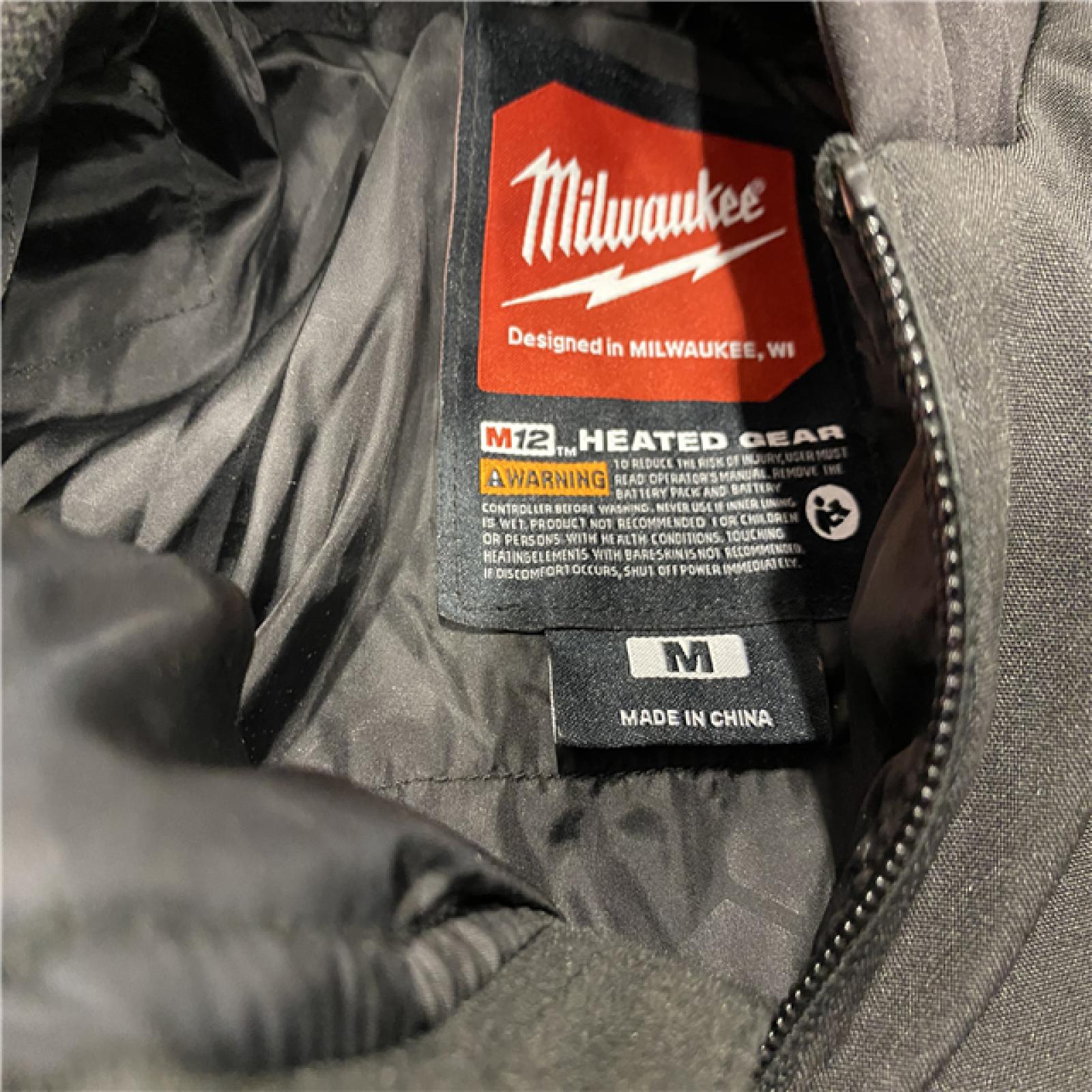 AS-IS Milwaukee Men's Medium 12V Lithium-Ion Cordless AXIS Black Heated Jacket Kit
