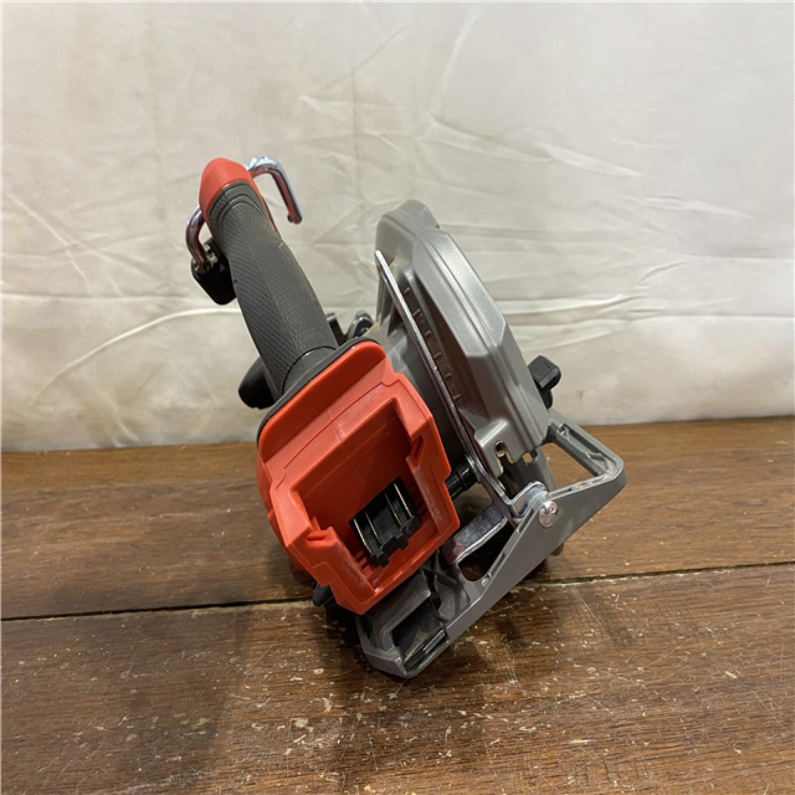 AS-IS Milwaukee Tools M18 FUEL 7-1/4 Circular Saw (Tool Only) 2834-20