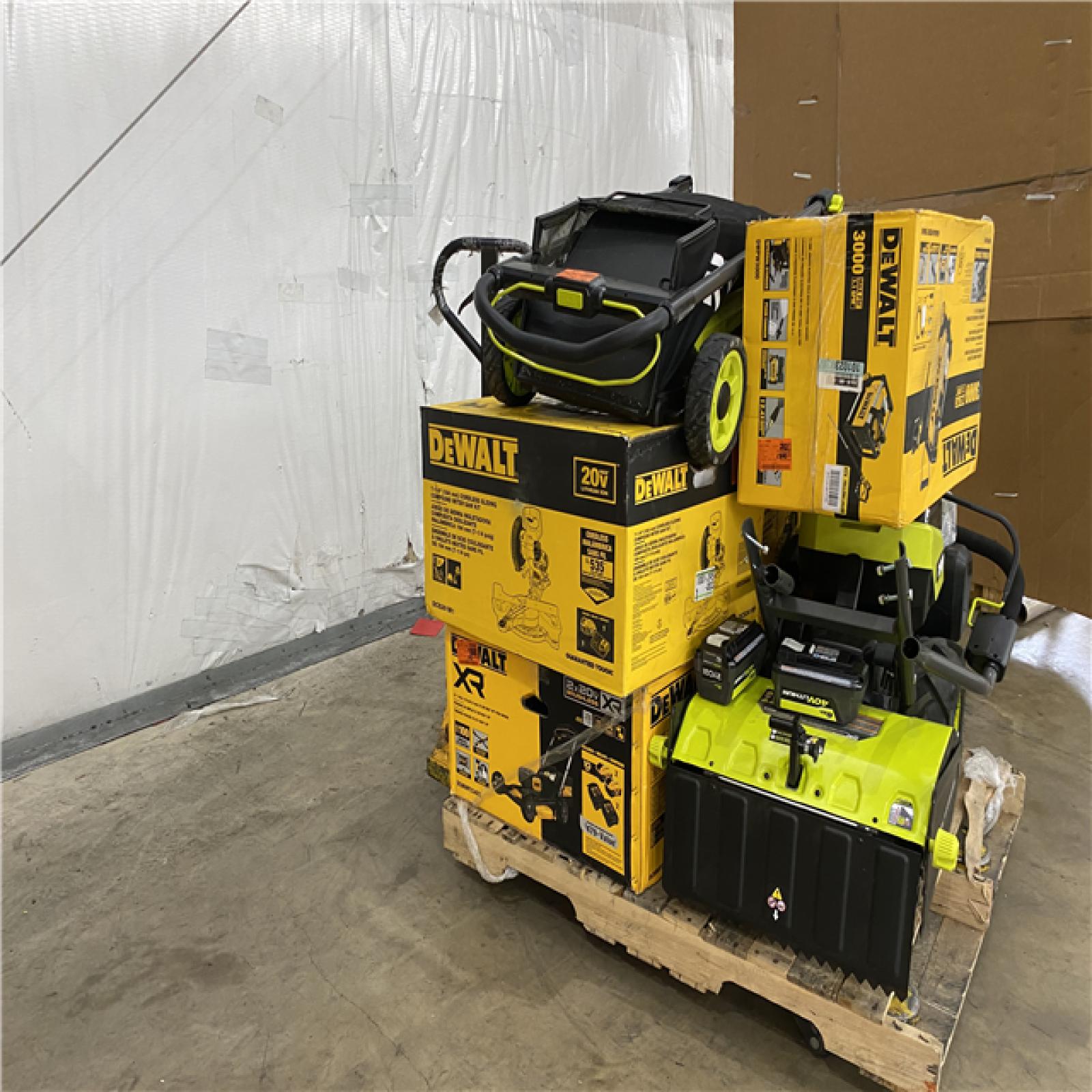 Houston Location AS IS - Tool Pallet