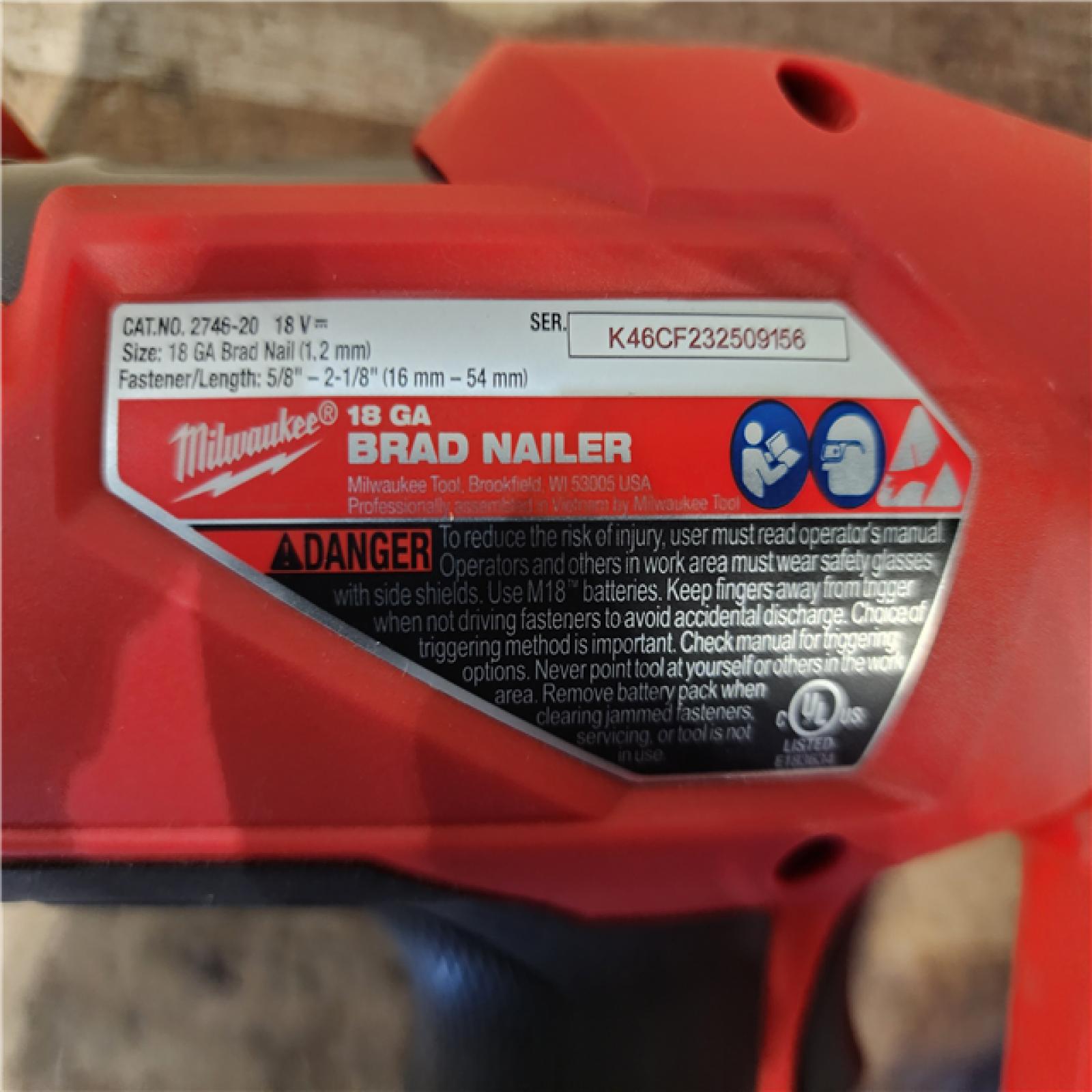 HOUSTON LOCATION - AS-IS Milwaukee FUEL 18-Volt Lithium-Ion Brushless Cordless Gen II 18-Gauge Brad Nailer (Tool-Only)