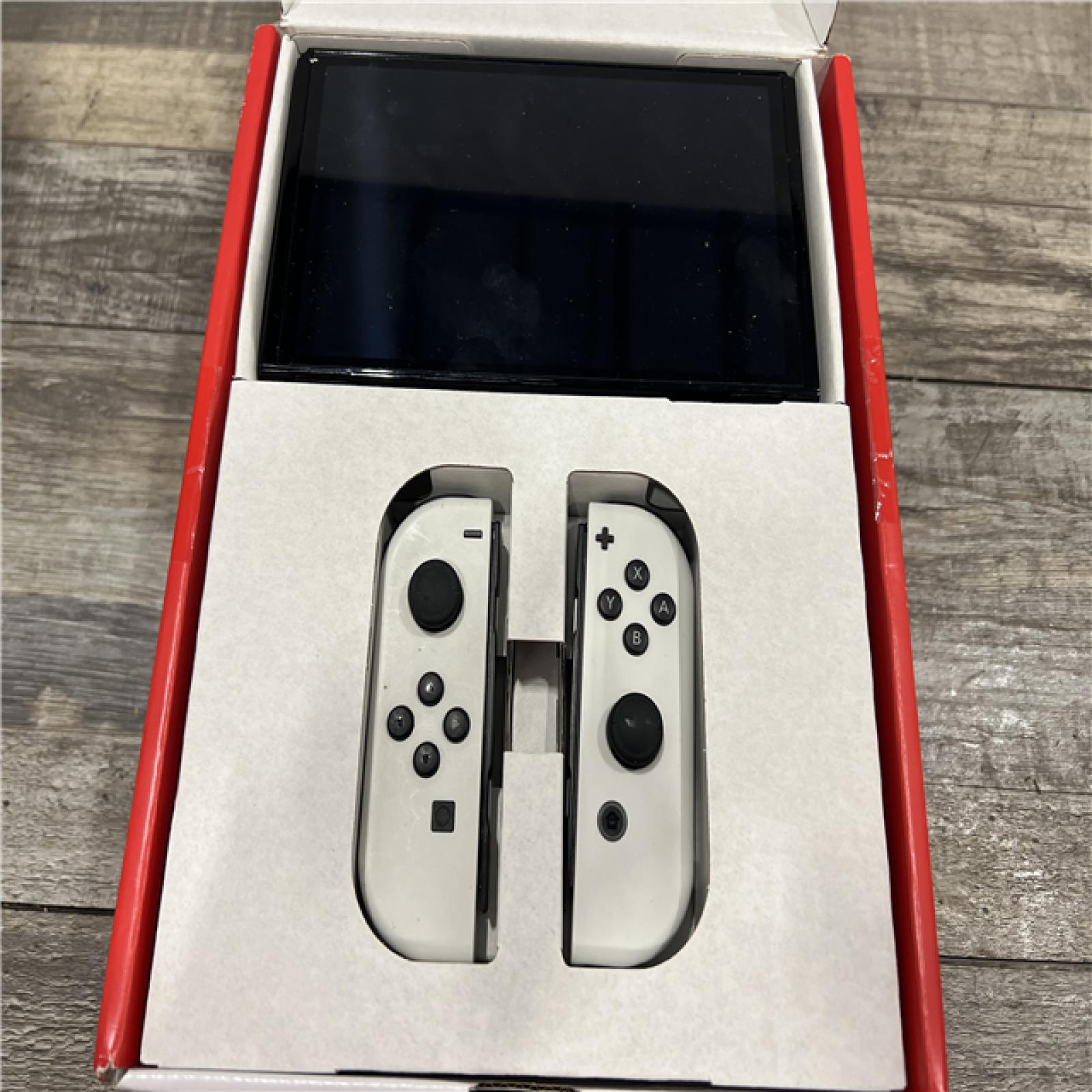 AS-IS Nintendo Switch with Joy-Con Controller - White