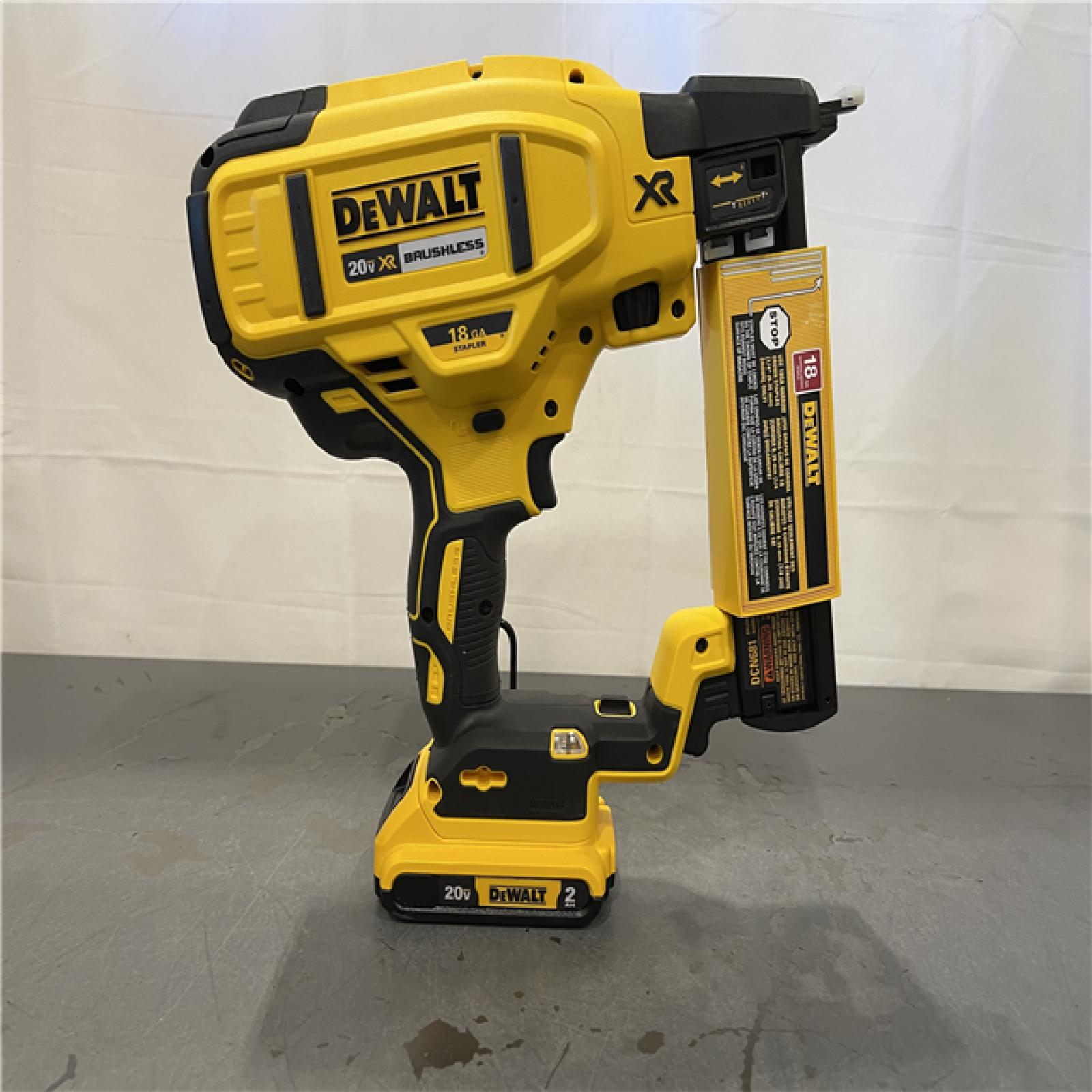 AS-IS - DeWALT 20V MAX XR Lithium-Ion Cordless 18-Gauge Narrow Crown Stapler Kit