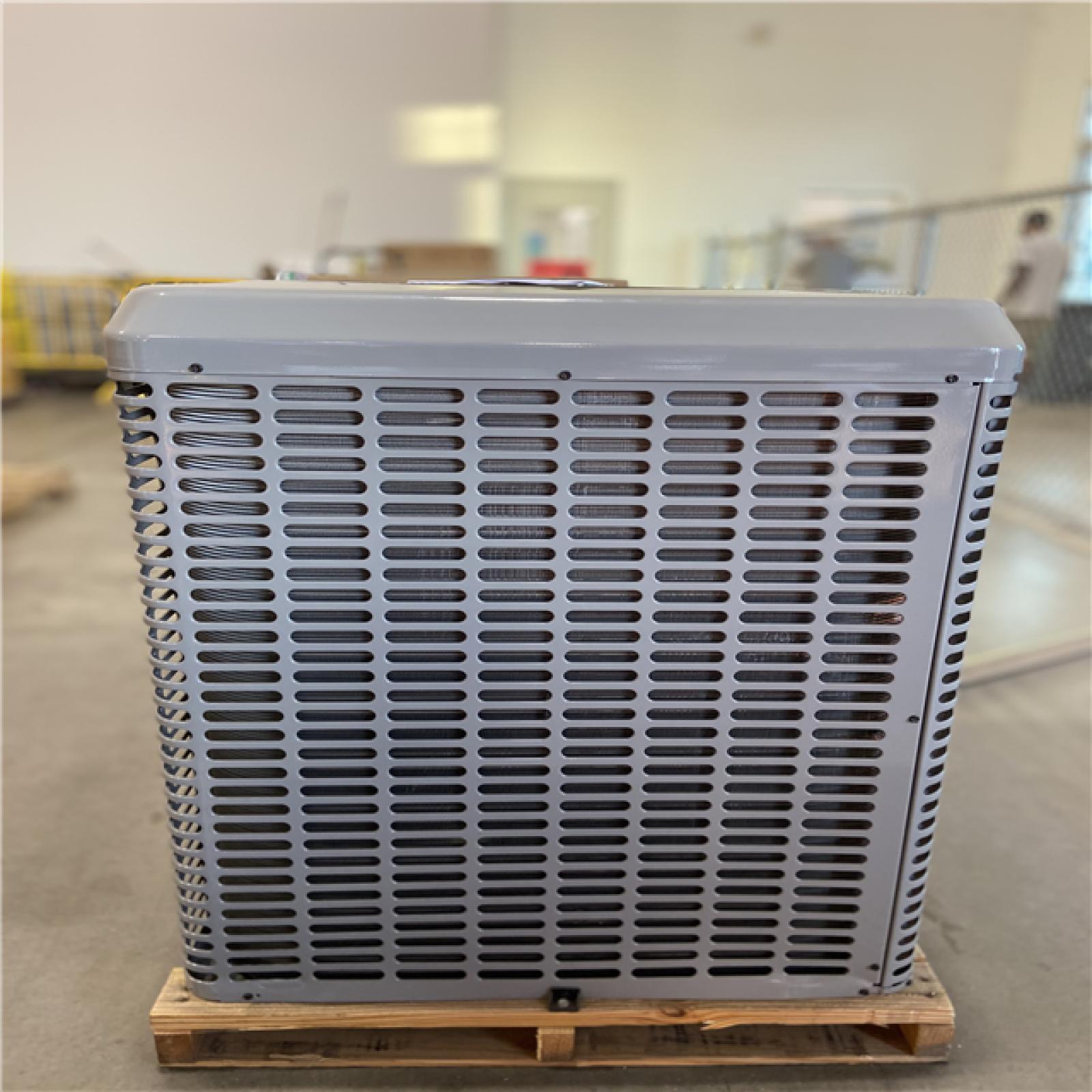 DALLAS LOCATION - Johnson Controls 4 Ton 14.3 Seer/8.2 Hspf 2-Stage Heat Pump
