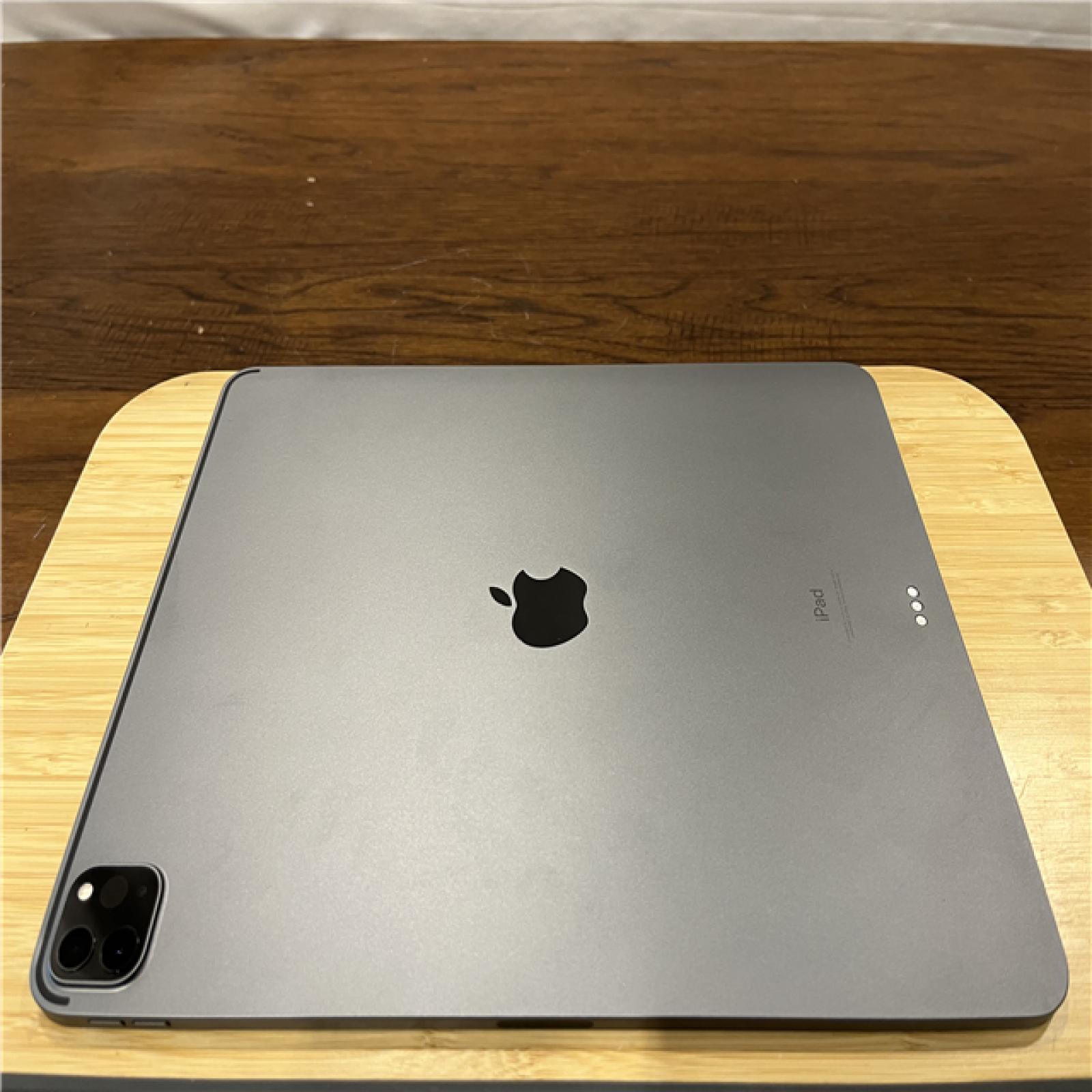 AS-IS Apple iPad Pro, 12.9-inch (5th generation) 256GB - Space Gray