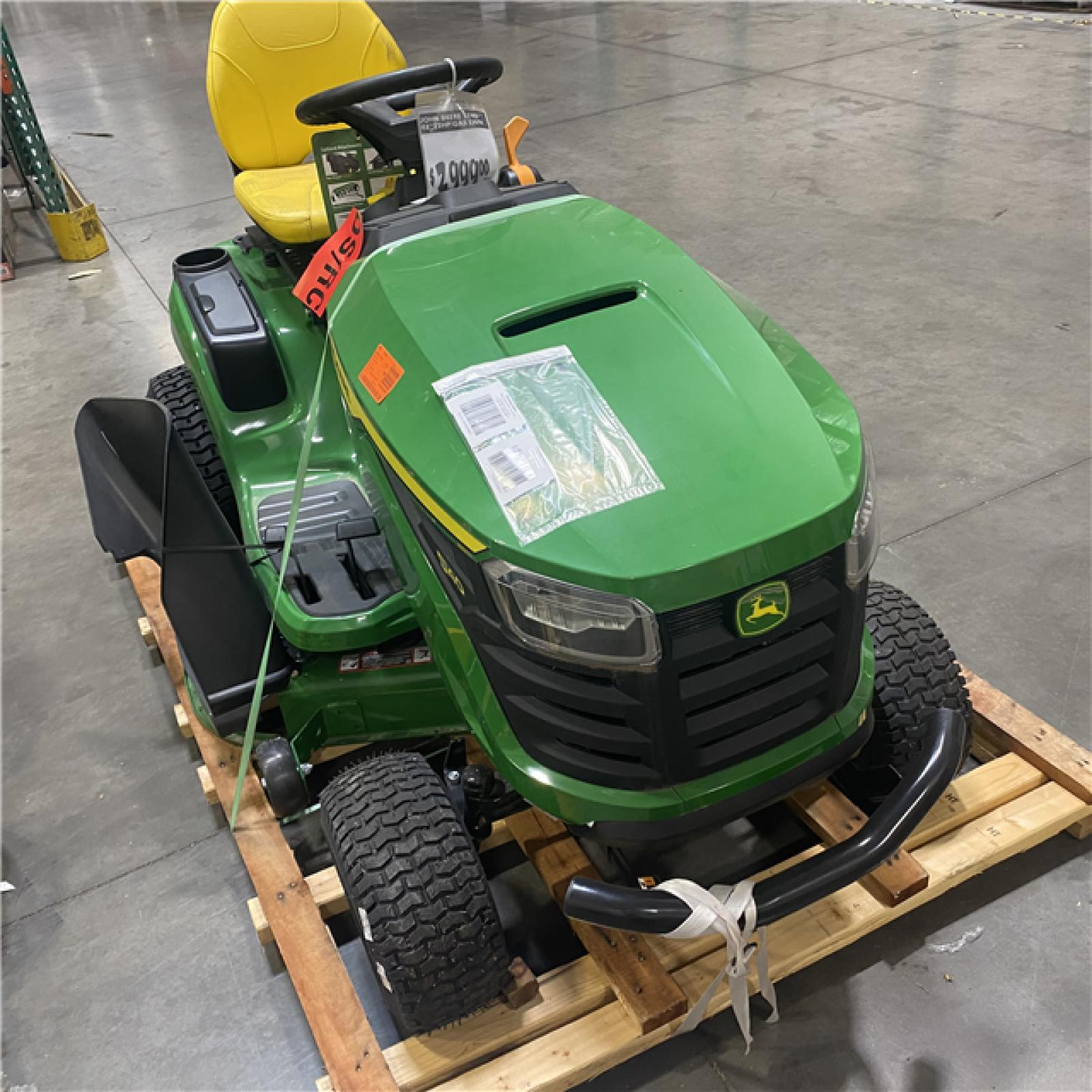 Dallas Location - As-Is John Deere S140 lawn tractor - Mowers
