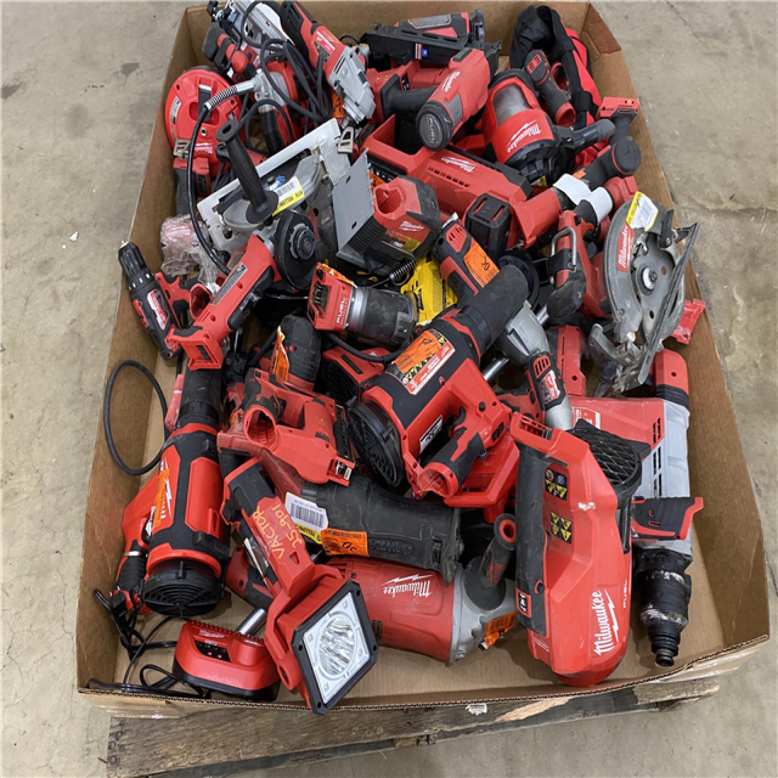Houston Location AS IS - Tool Pallet