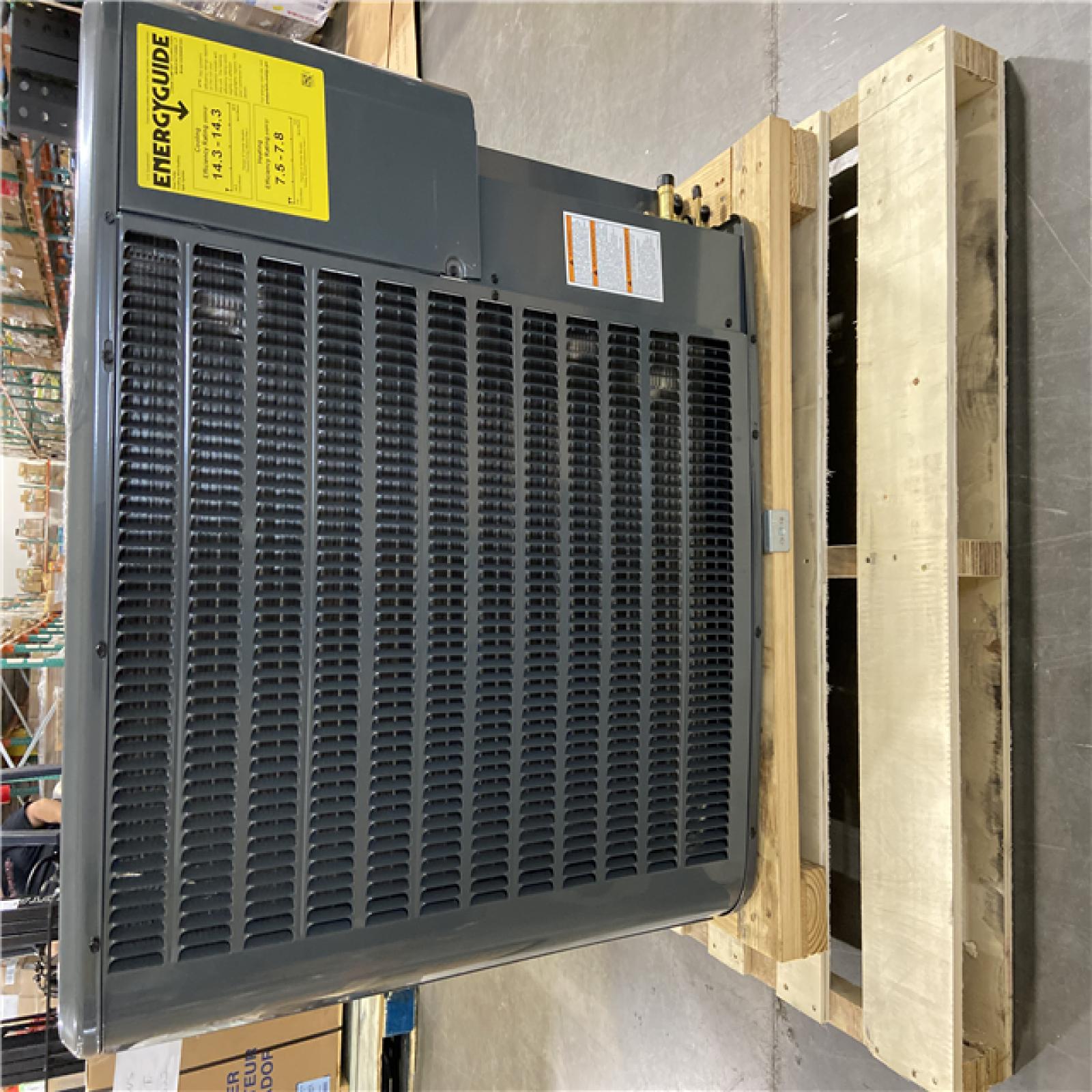 DALLAS LOCATION - Goodman 4 Ton 14.3 SEER2 Heat Pump Condenser