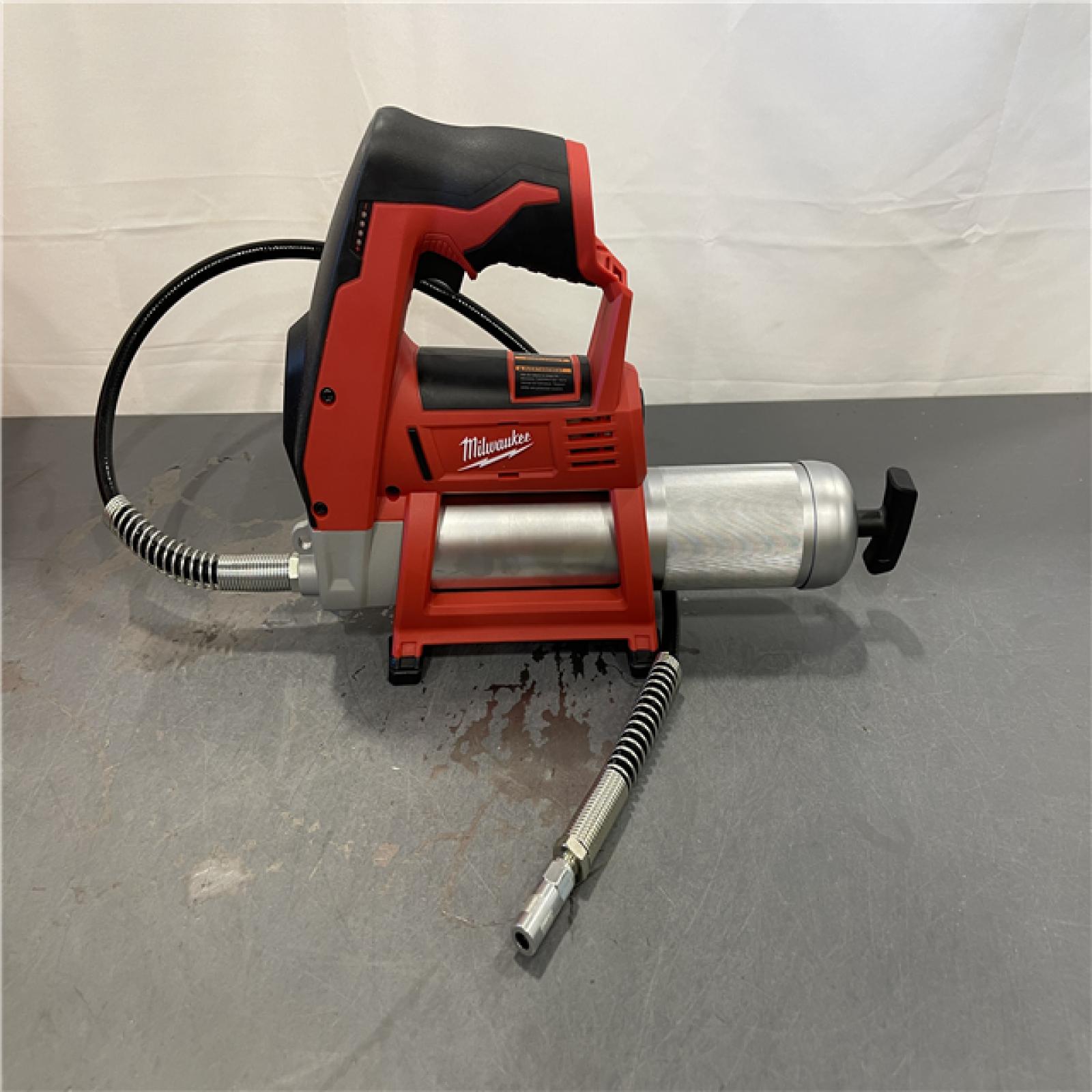 AS-IS - Milwaukee M12 Cordless LITHIUM-ION Grease Gun