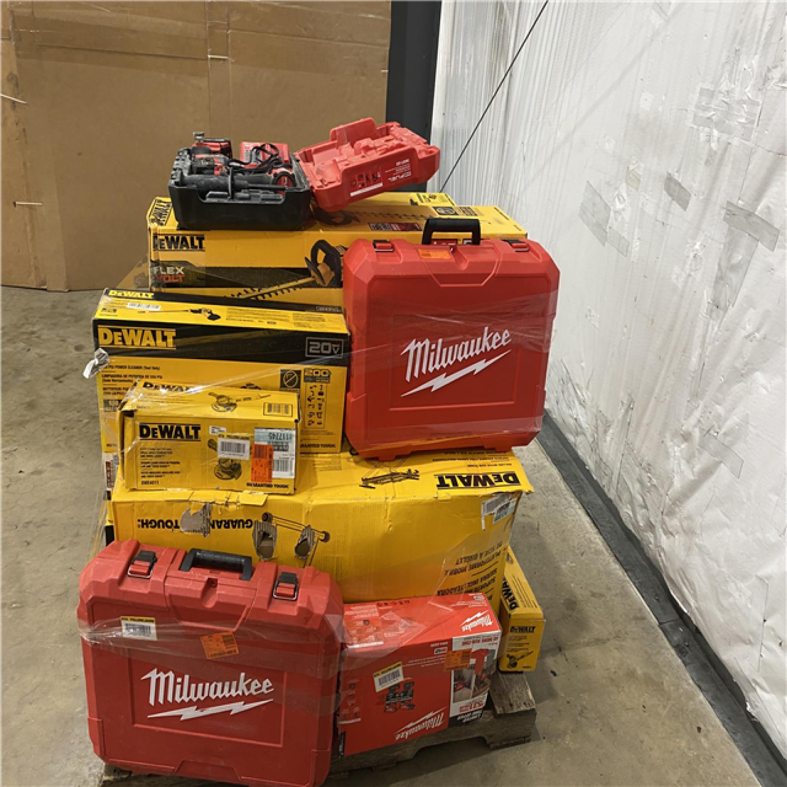 Houston Location AS IS - Tool Pallet