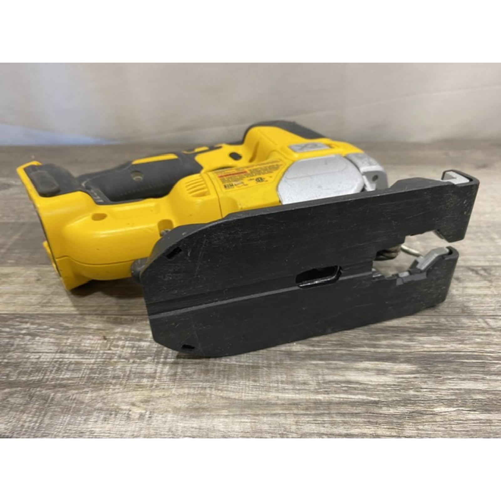 AS-IS DEWALT 20V MAX XR Cordless Brushless Jigsaw (Tool Only)