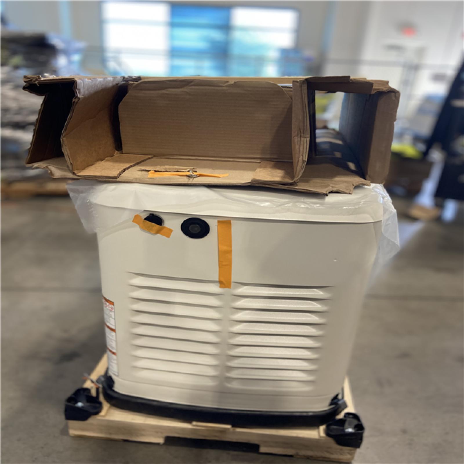 DALLAS LOCATION - Generac 24 000 Watt - Dual Fuel Air- Cooled Whole House Home Standby Generator