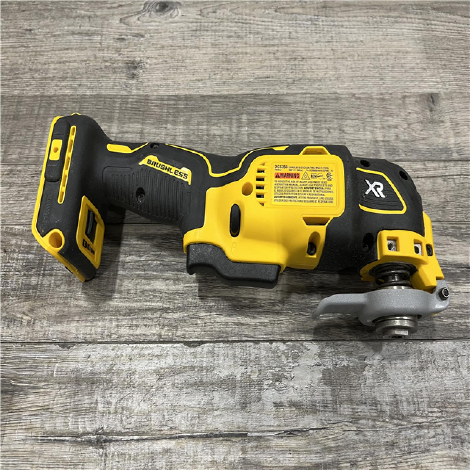 AS-IS DEWALT 20V MAX XR Cordless Brushless 3-Speed Oscillating Multi Tool (Tool Only)