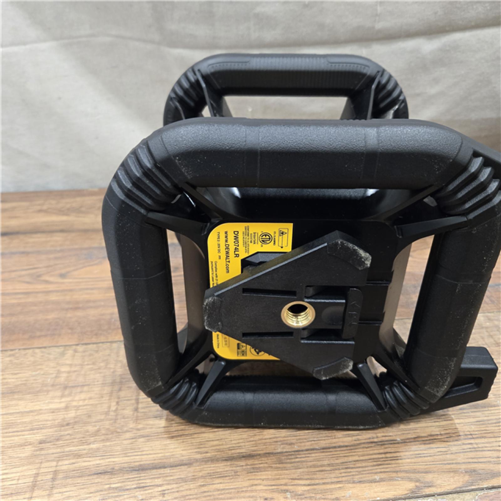 Good - Dewalt 20-Volt MAX Lithium-Ion 150 ft. Red Self-Leveling Rotary Laser Level with Detector, Battery 2Ah, Charger, & TSTAK Case