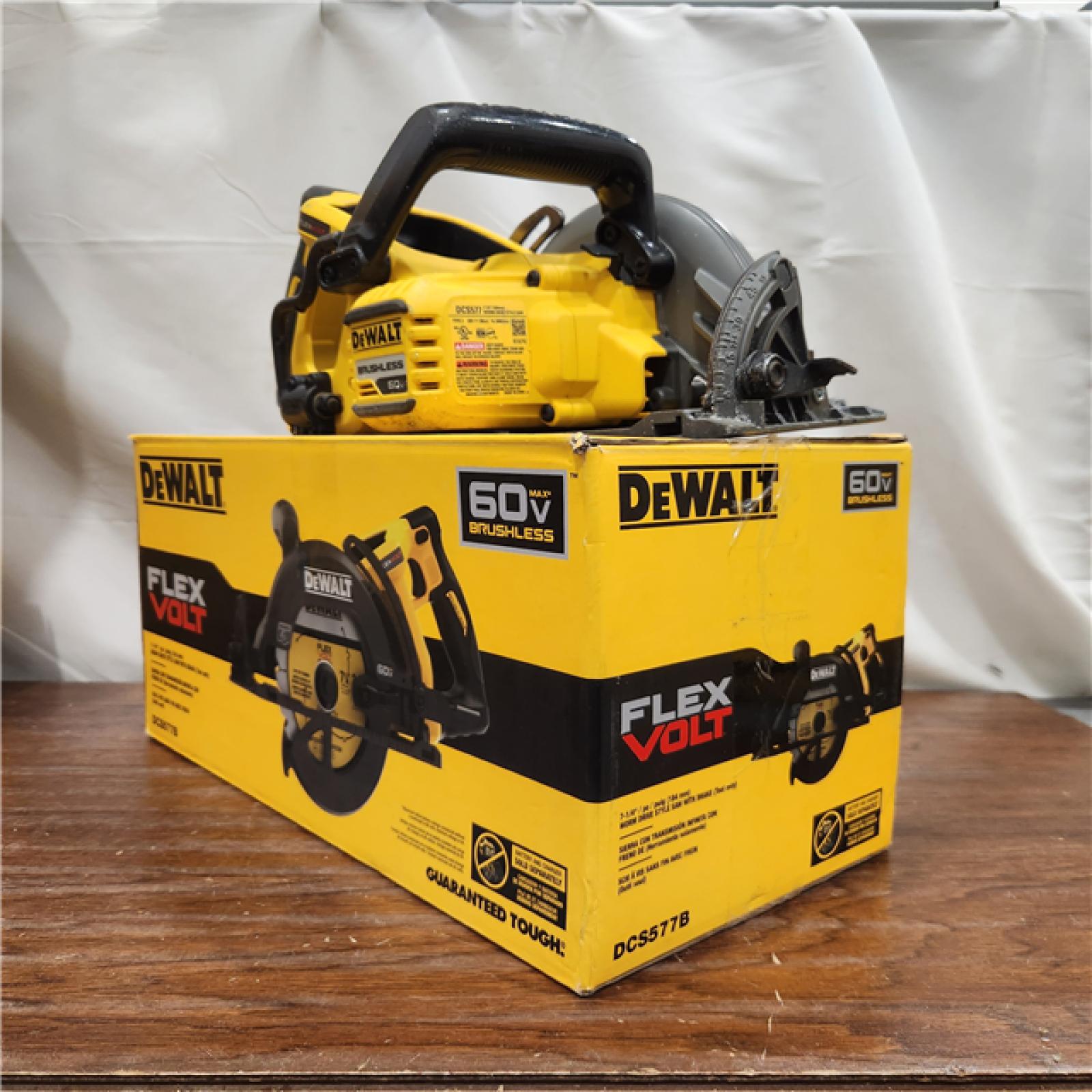 AS-IS DEWALT FLEXVOLT 60V MAX Cordless Brushless 7-1/4 in. Wormdrive Style Circular Saw (Tool Only)