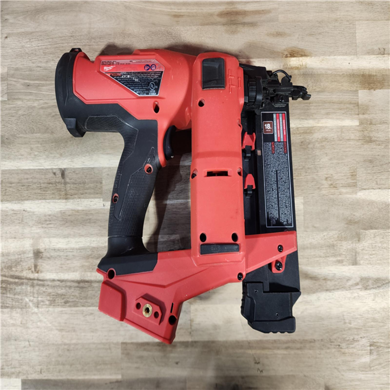 HOUSTON LOCATION - AS-IS Milwaukee M18 Fuel 18V Brushless 18-Gauge Brad Nailer 2746-20 (Bare Tool)