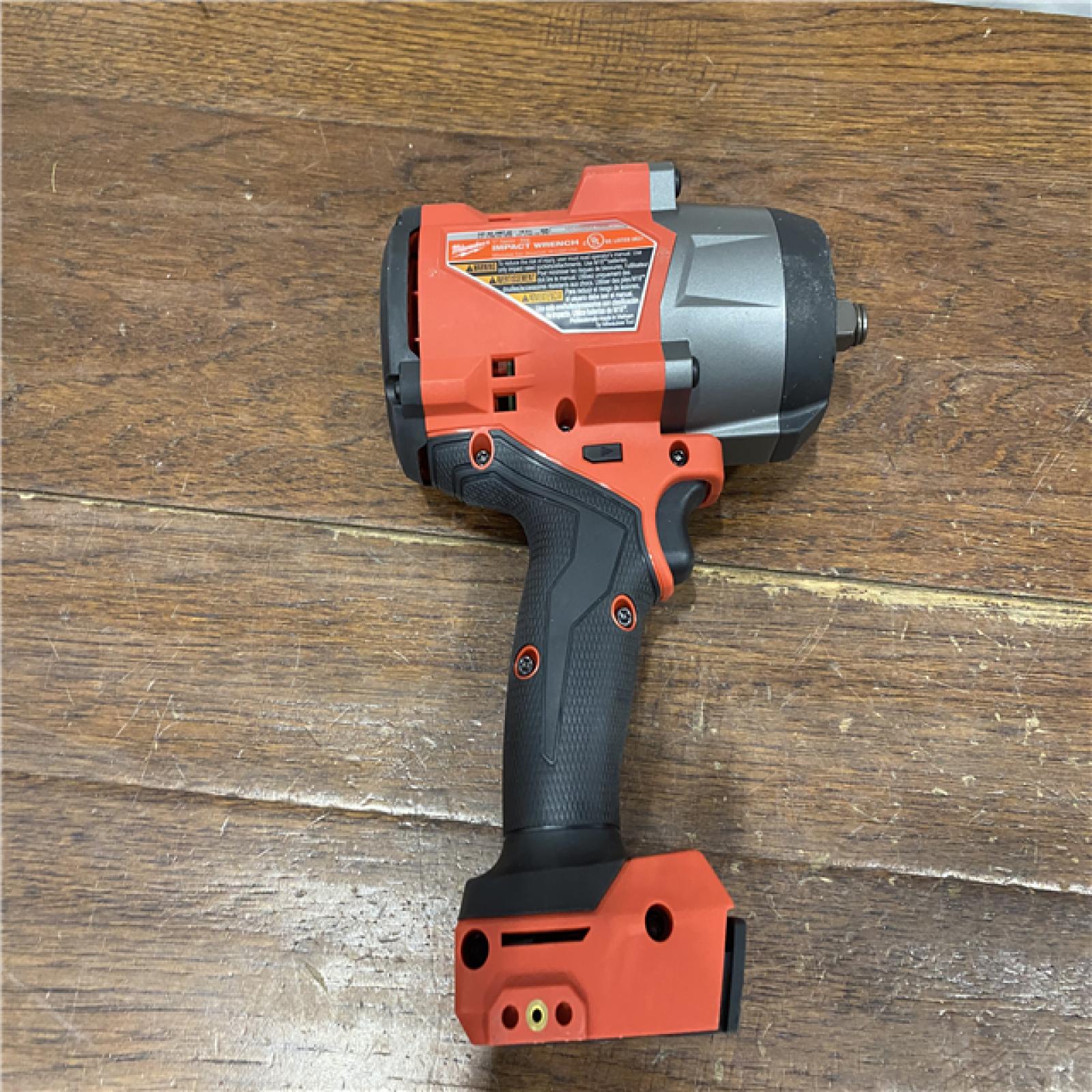 AS-IS Milwaukee M18 1/2 in. Cordless Brushless High Torque Impact Wrench Kit (Battery & Charger)