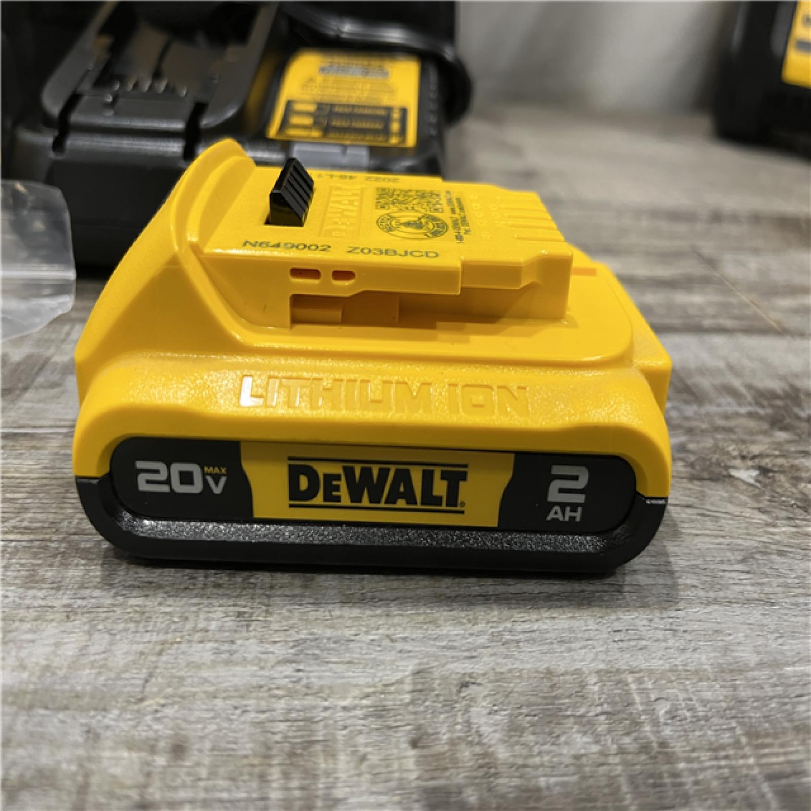 AS-IS DEWALT Atomic 20V Lithium-Ion Cordless Compact 1/2 in. Drill/Driver Kit