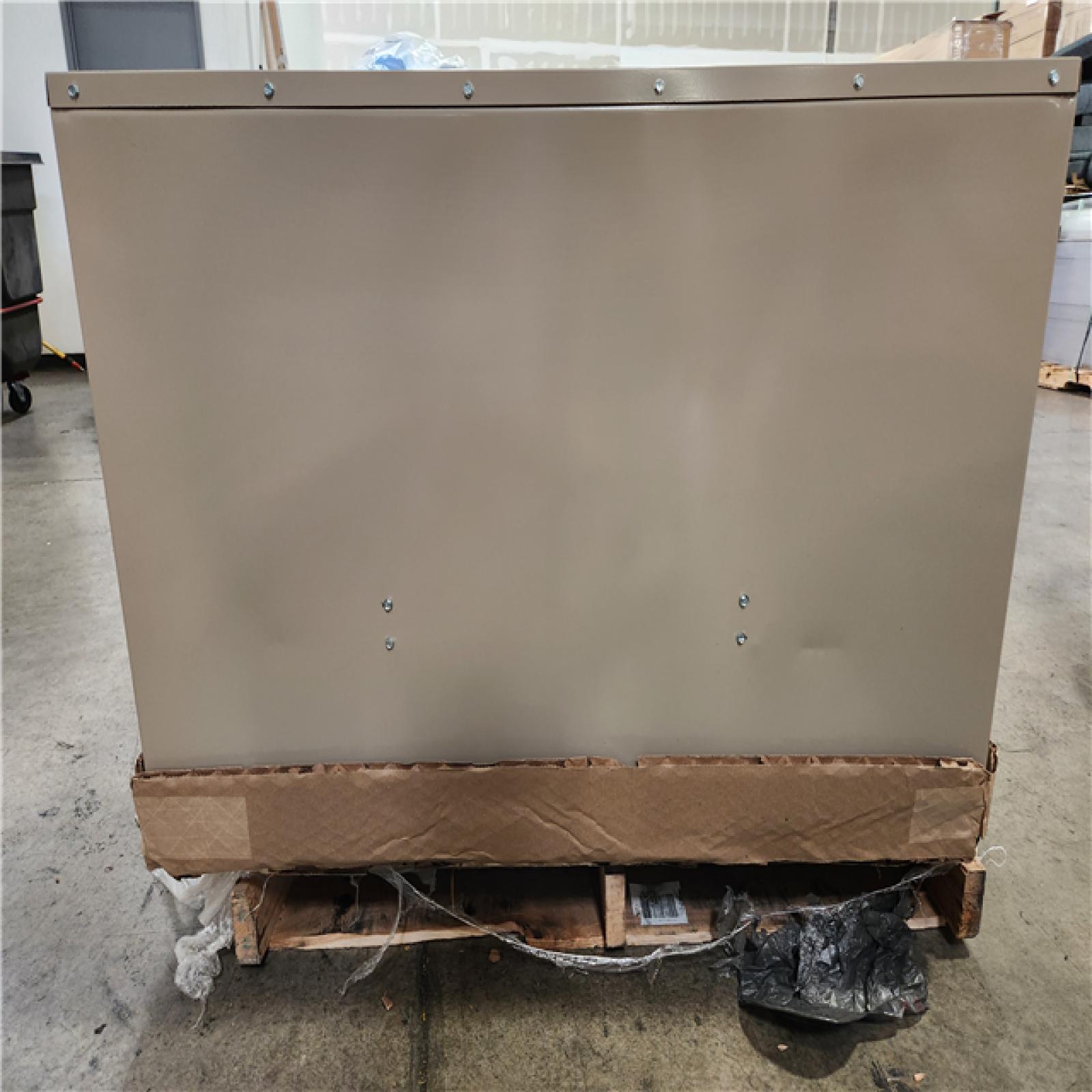 Phoenix Location MasterCool 5000 CFM Down-Draft Roof 8 in. Media Evaporative Cooler for 1650 sq. ft. (Motor Not Included)