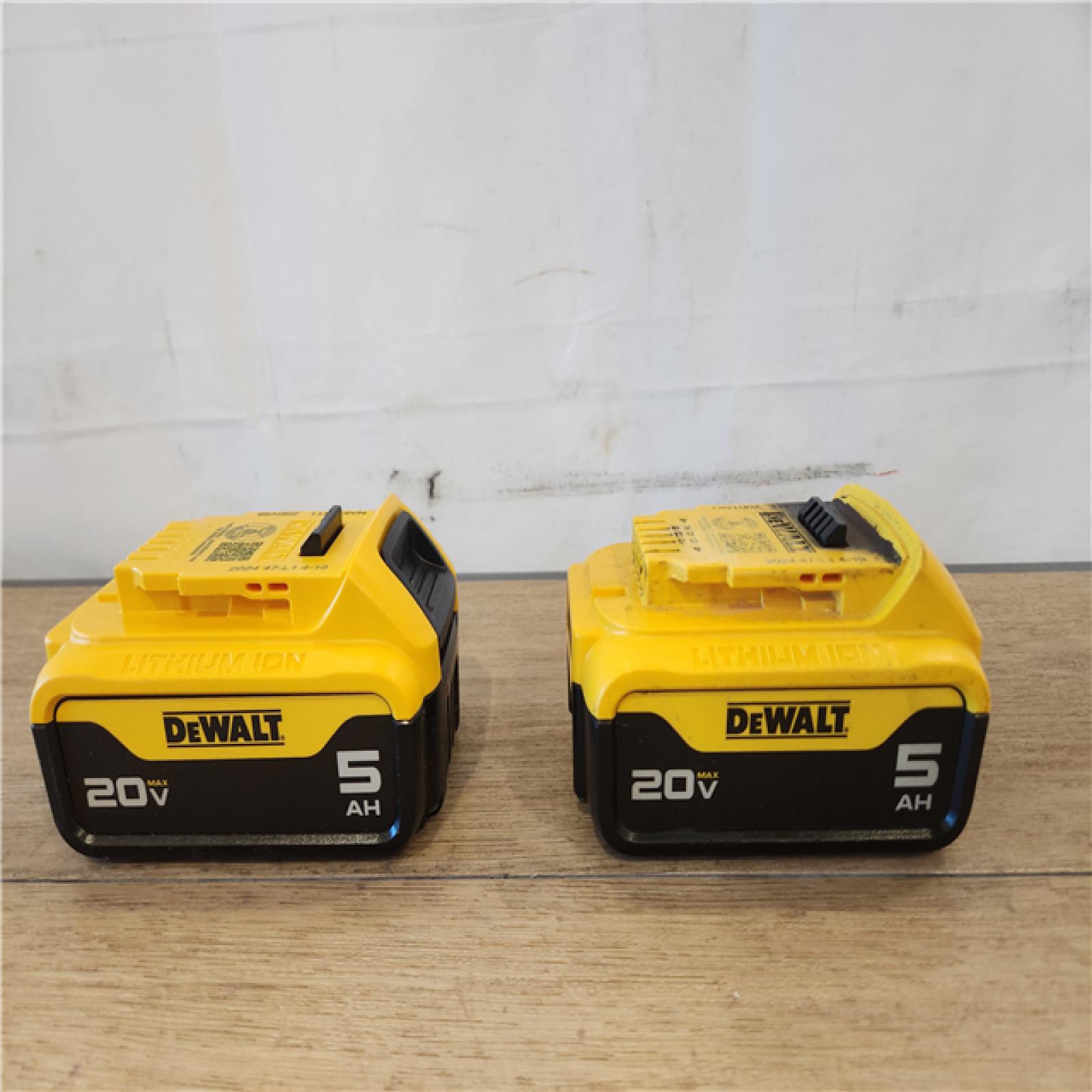 AS-IS- DEWALT 20V MAX Lithium-Ion 5.0Ah Battery (2-Pack)