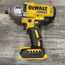 AS-IS DEWALT 20V MAX Lithium-Ion Cordless 1/2 in. Impact Wrench Kit