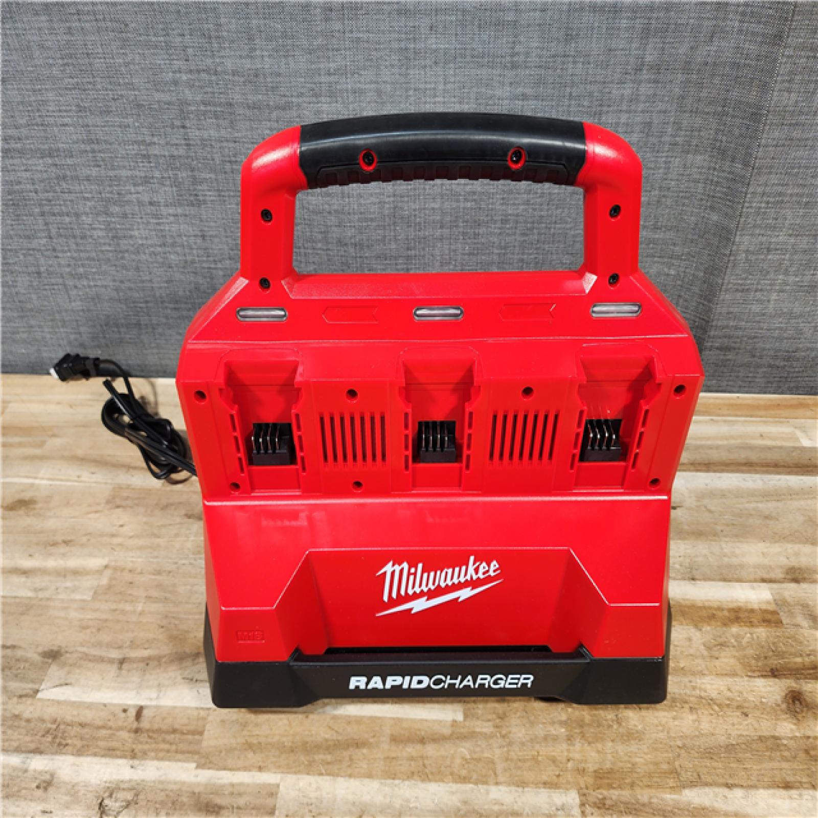 HOUSTON LOCATION - AS-IS Milwaukee M18 Packout Six Bay Rapid Charger (CHARGER ONLY)