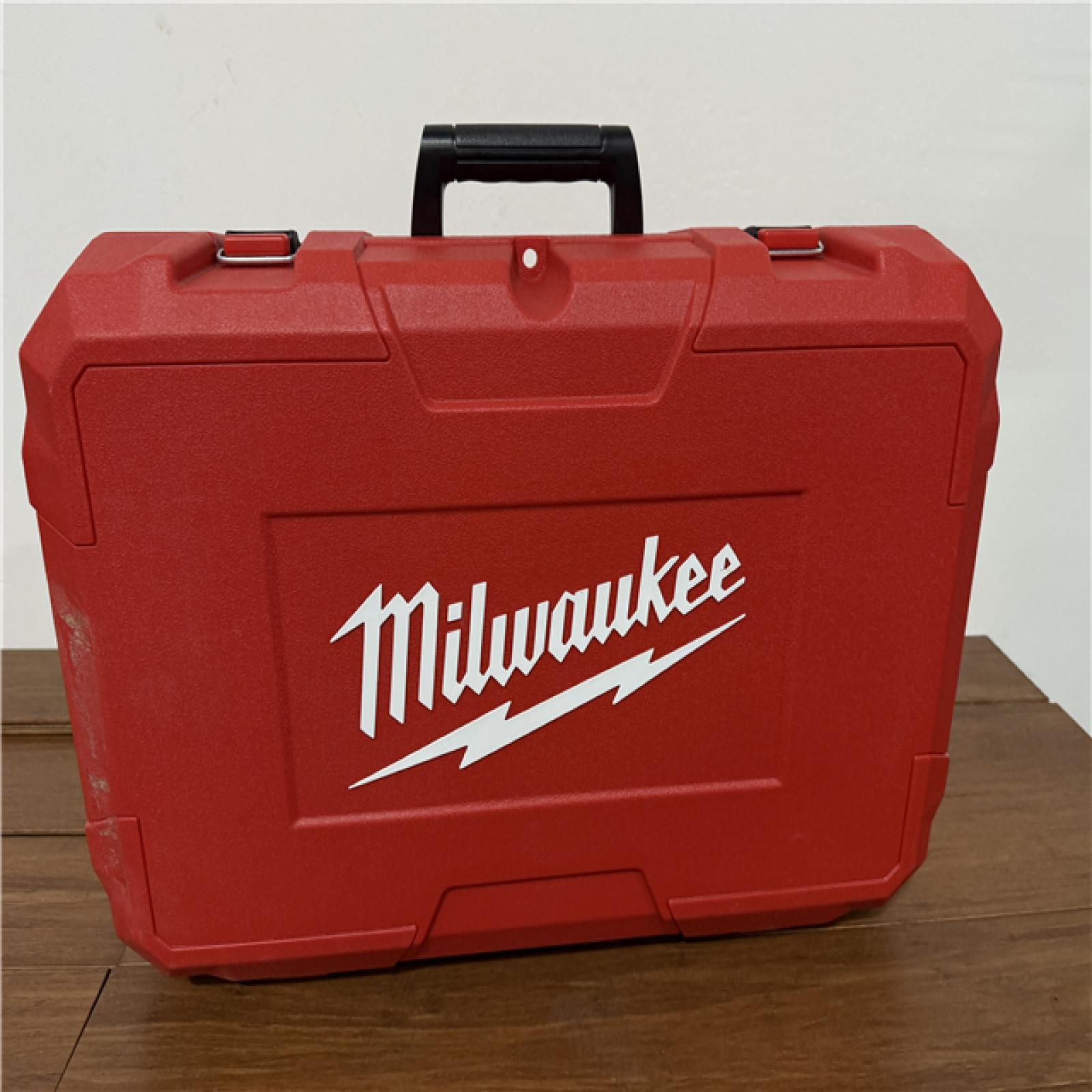 Califronia Milwaukee Force Logic M18 Press Tool Kit, includes (2) Batteries, Charger & Hard Case