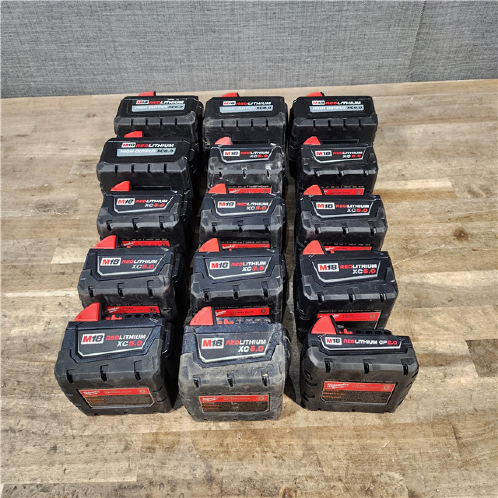 HOUSTON LOCATION - AS-IS MILWAUKEE BATTERY PACK QTY - 15