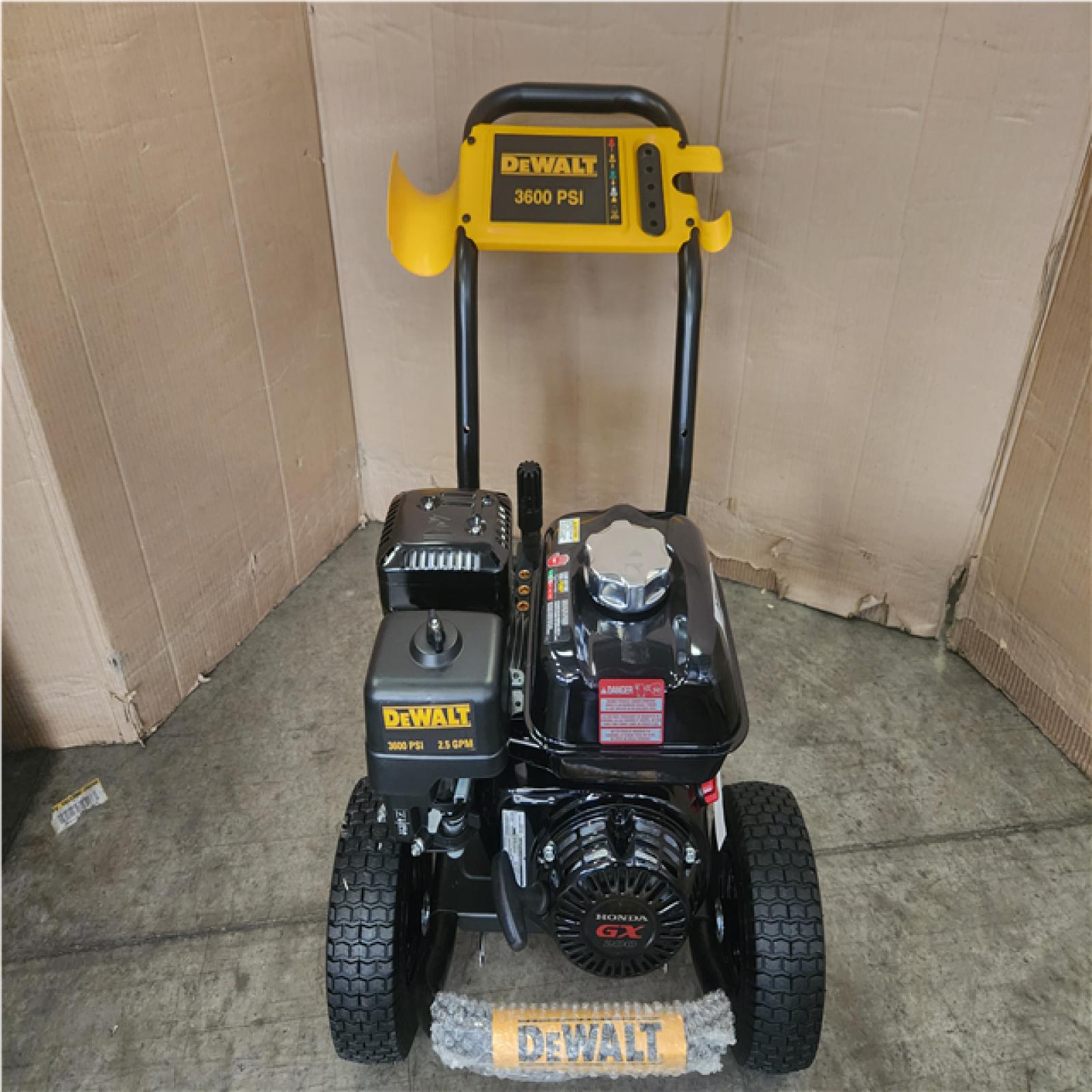 Phoenix NEW DEWALT 3600 PSI 2.5 GPM Gas Pressure Washer with Honda GX200 Engine, Heavy-Duty Commercial Cold Water Power Cleaner
