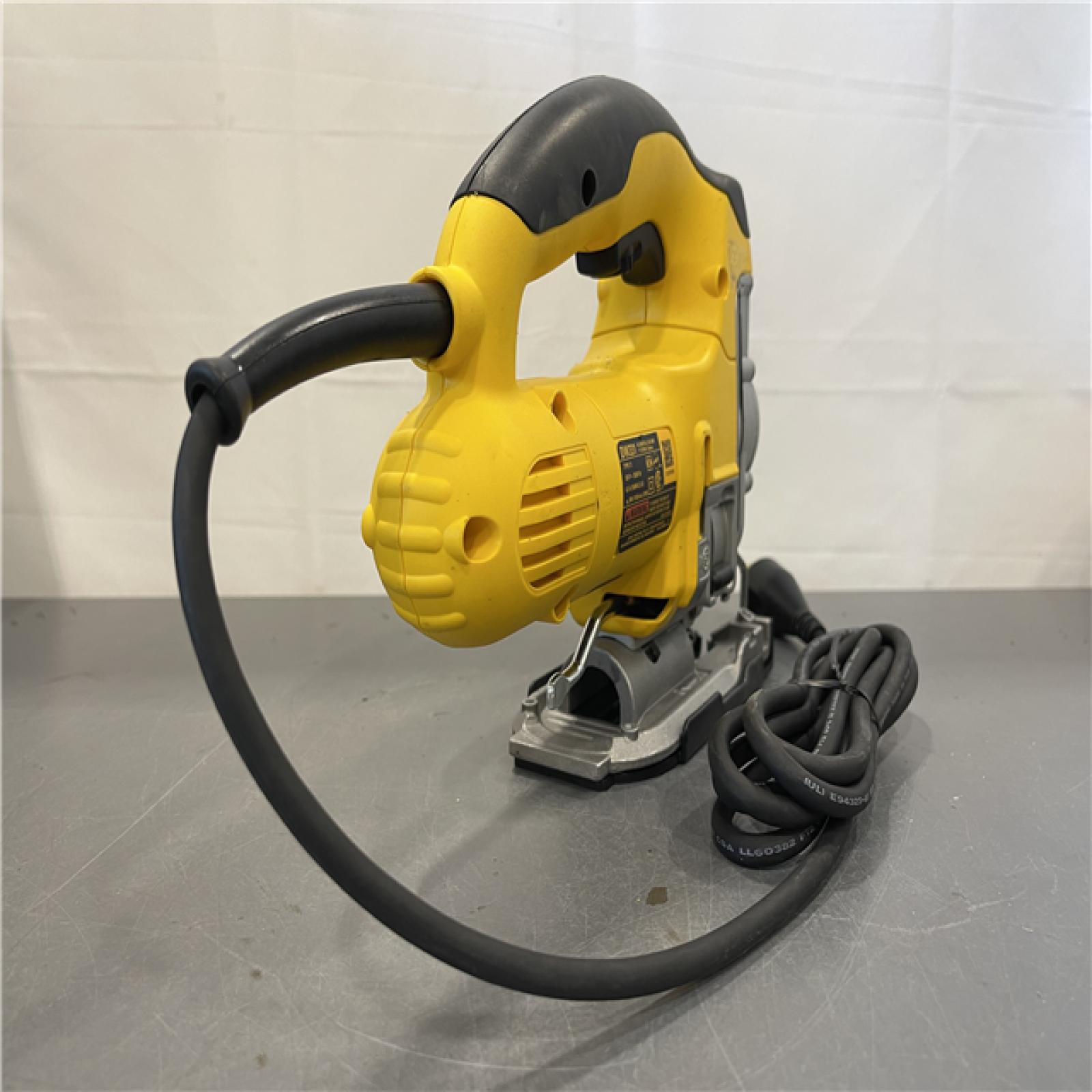 AS-IS - DEWALT 6.5 Amp Corded Jig Saw Kit