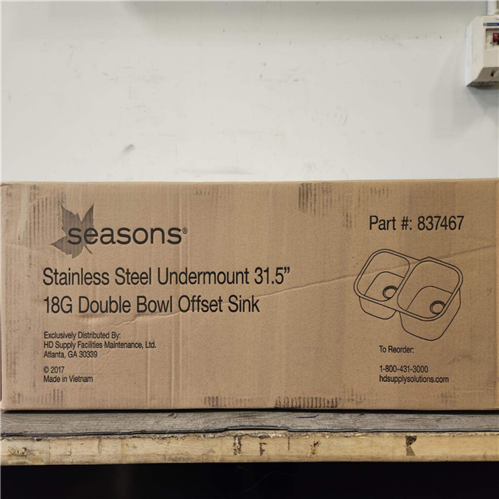 Phoenix Location NEW Seasons Stainless Steel Undermount 31 18G Double Bowl Offset Sink Pallet (12 Total) SEALED