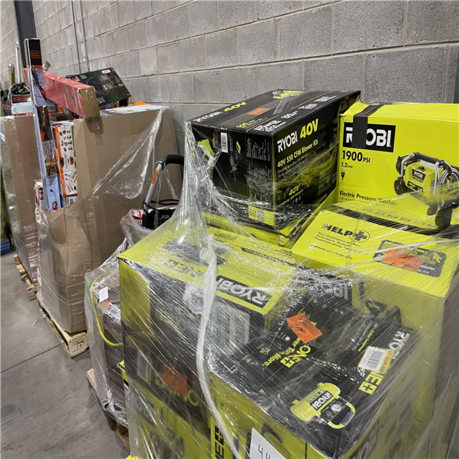 Pittston Location As-Is Power Tools Partial Truckload (10 pallets) 4464-A